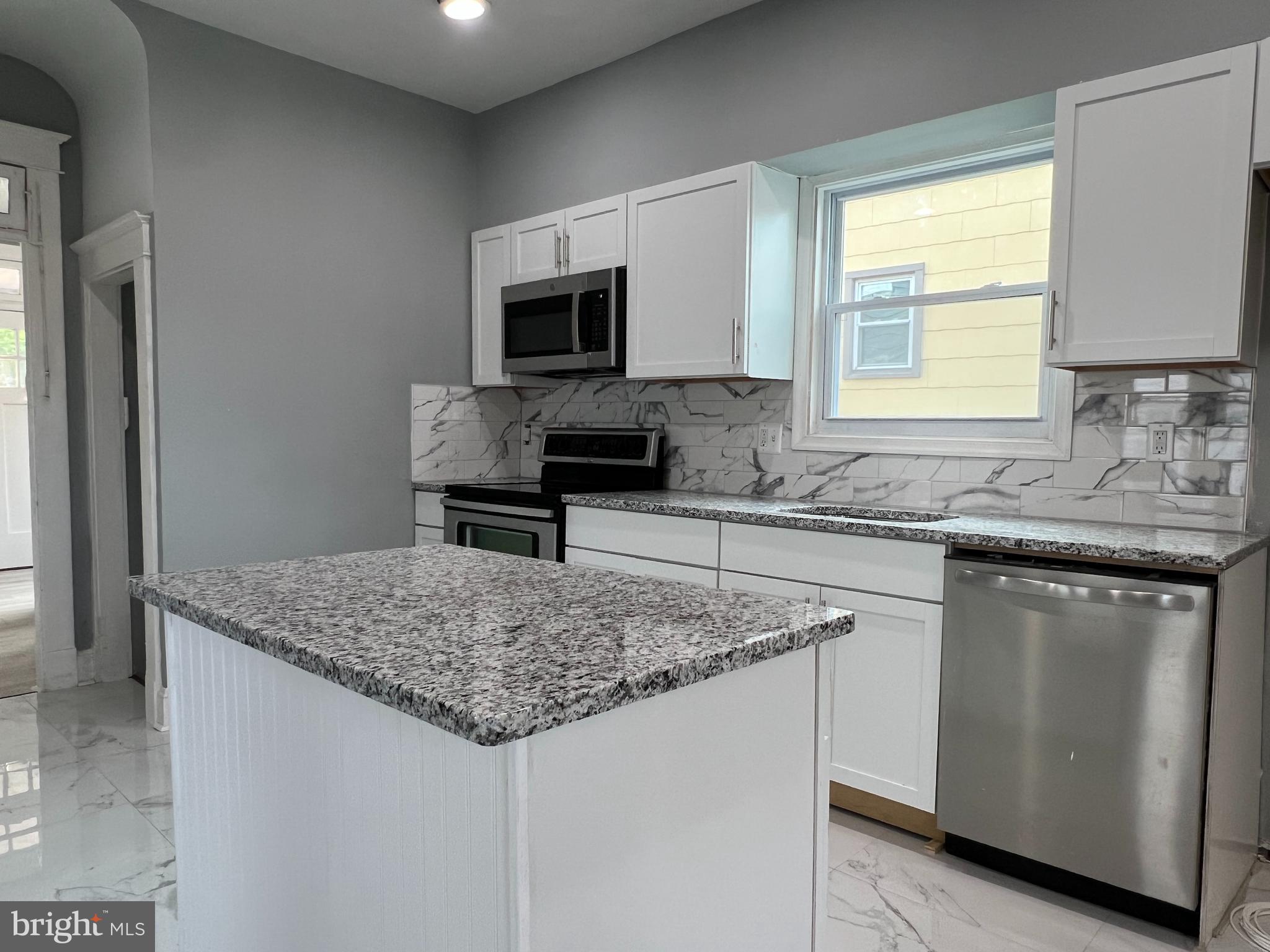 ARBUTUS TERRACE - Residential