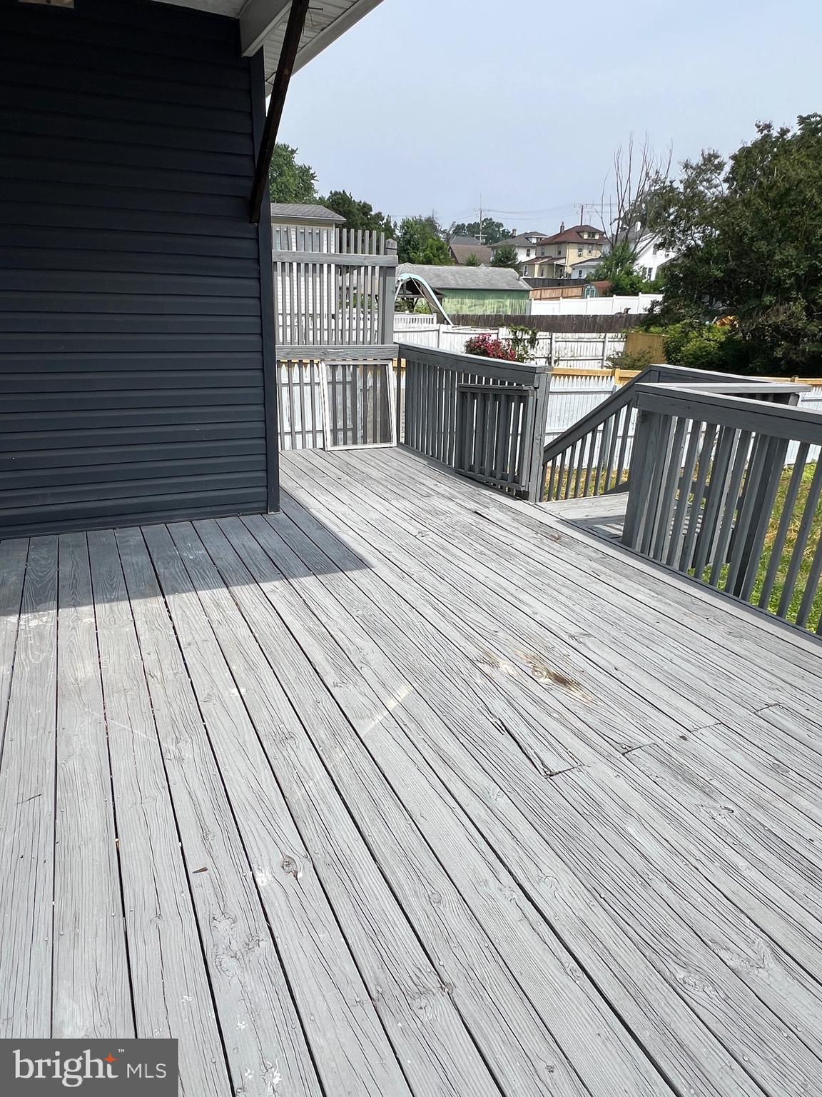 ARBUTUS TERRACE - Residential