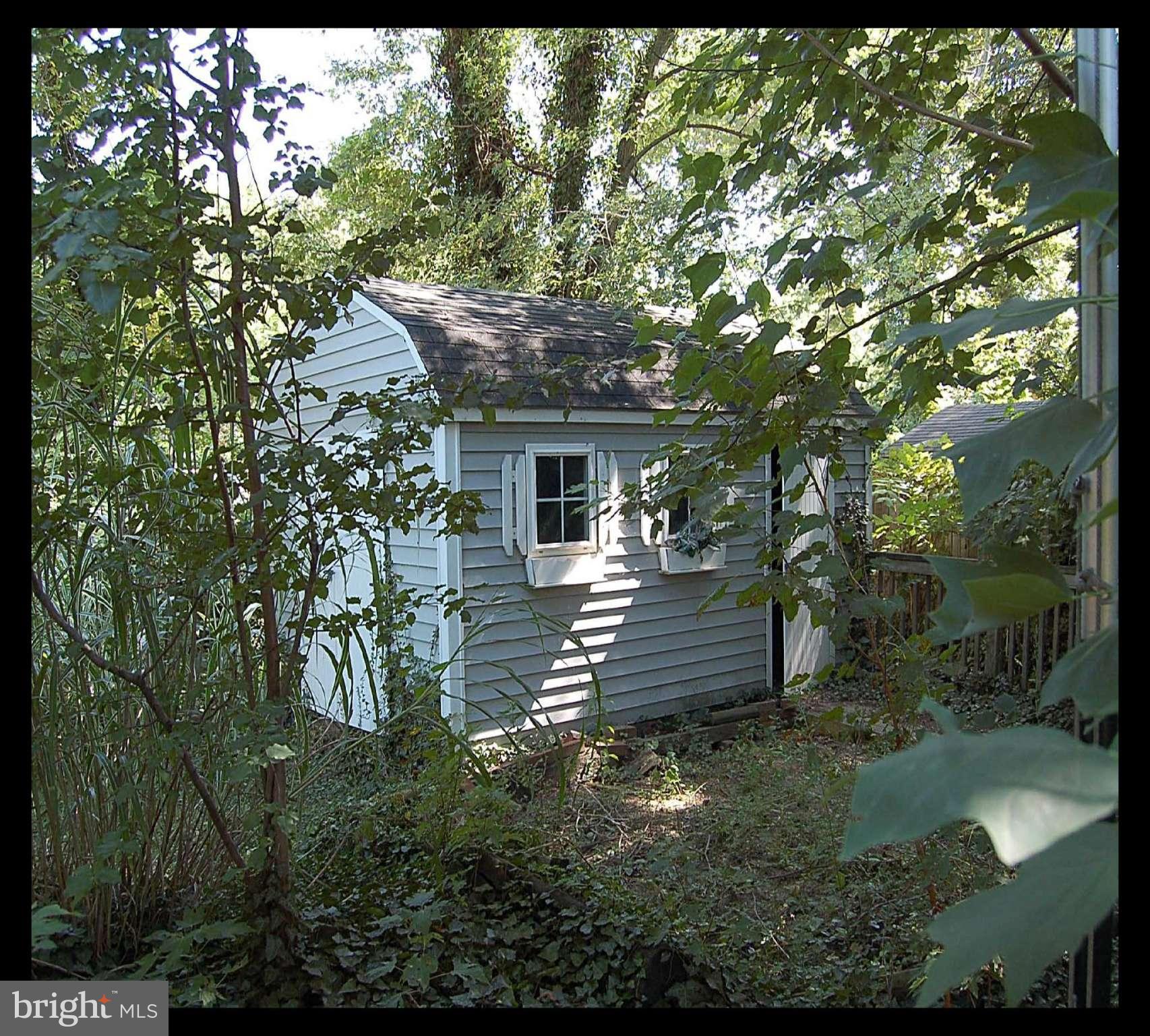 ARBUTUS - Residential