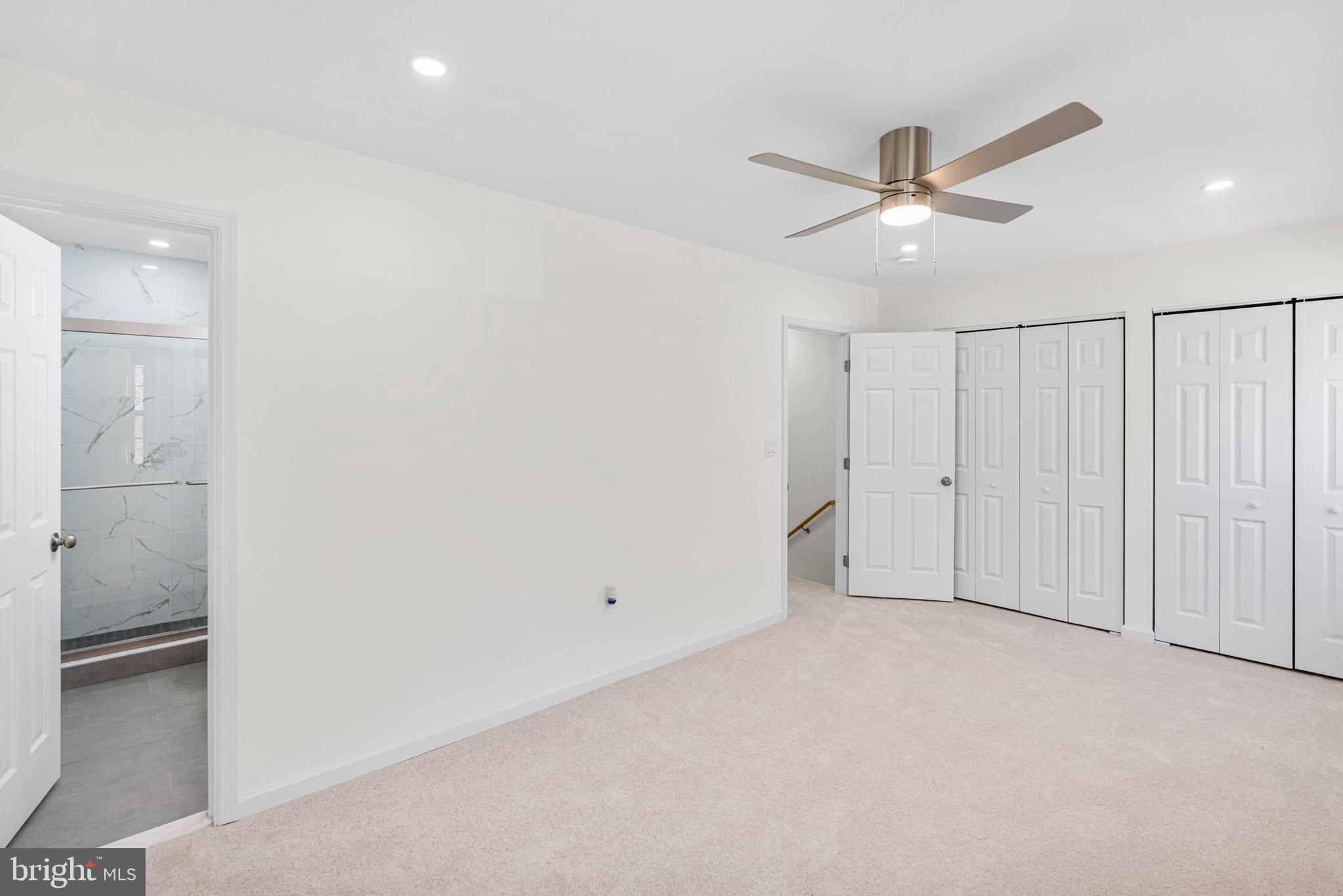 COLONY SQUARE - Residential