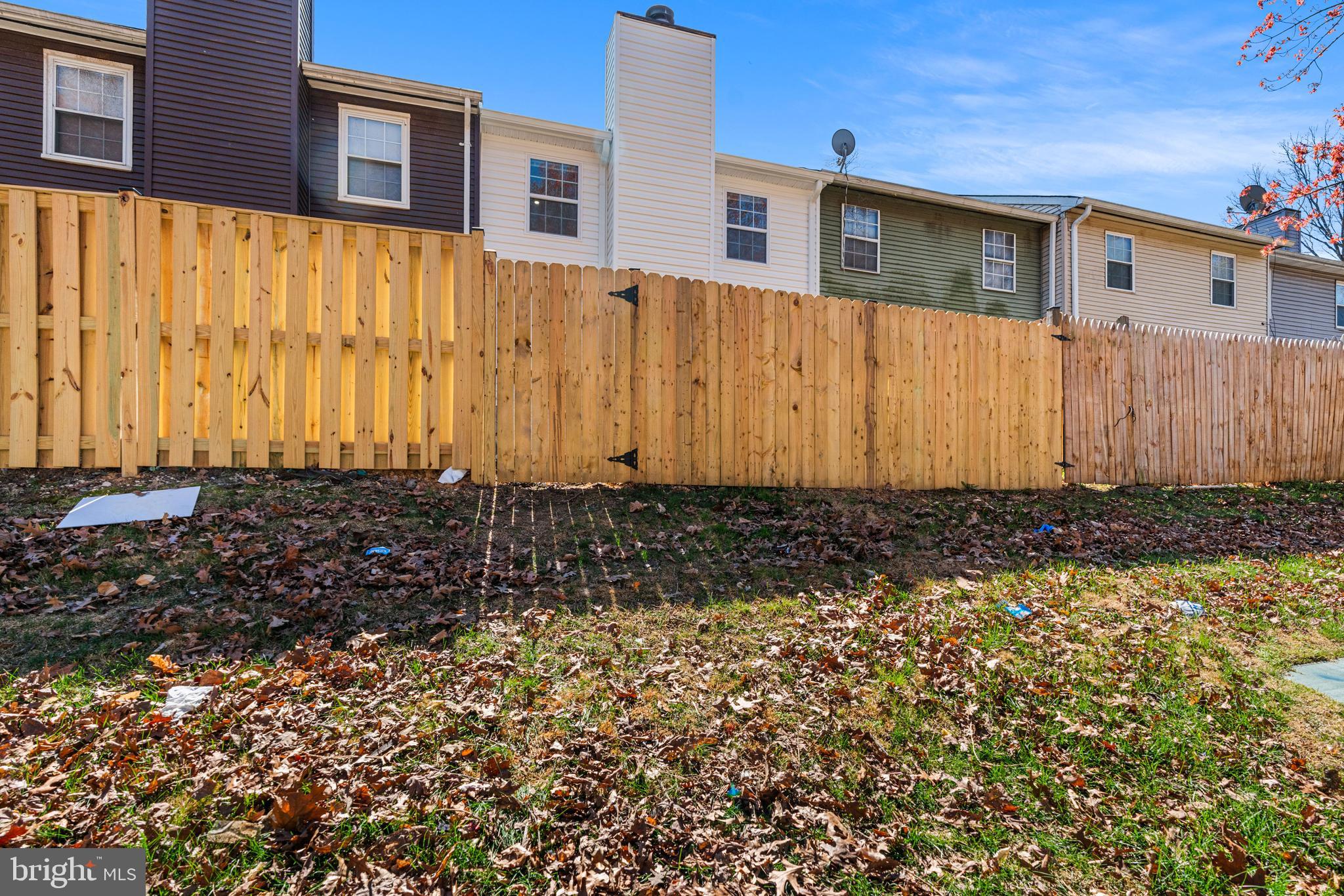 COLONY SQUARE - Residential