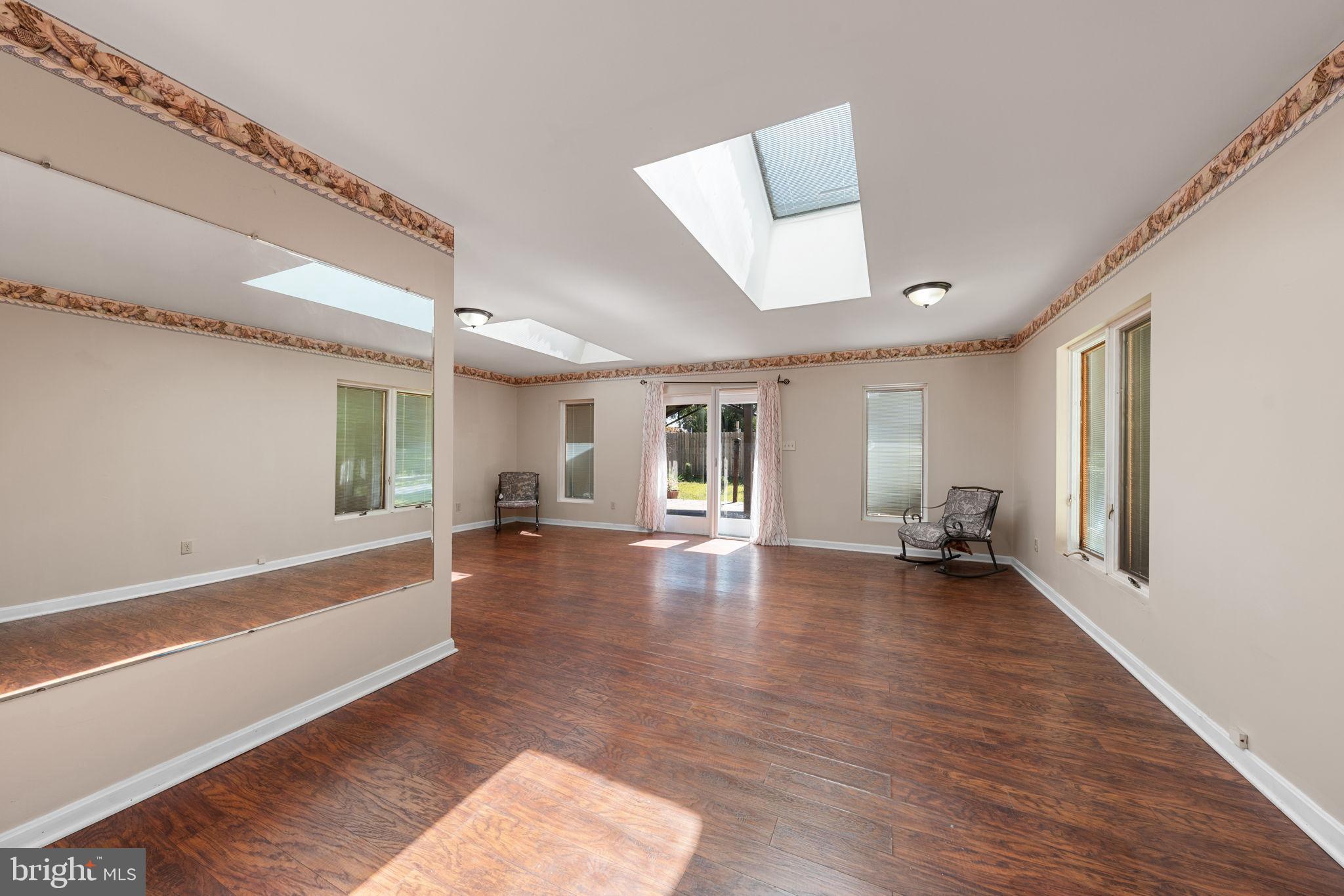 EAST STROUDSBURG - Residential