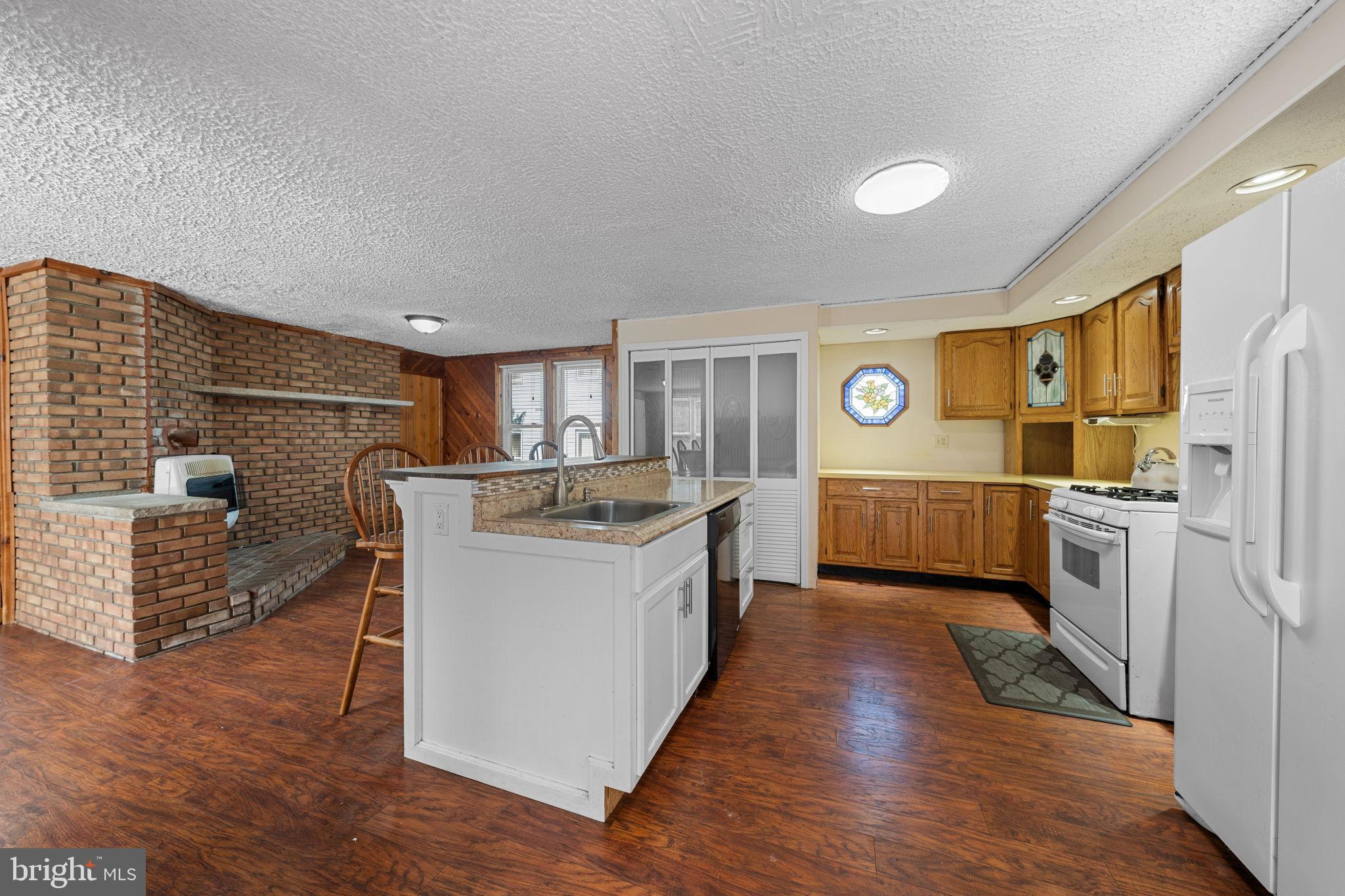 EAST STROUDSBURG - Residential