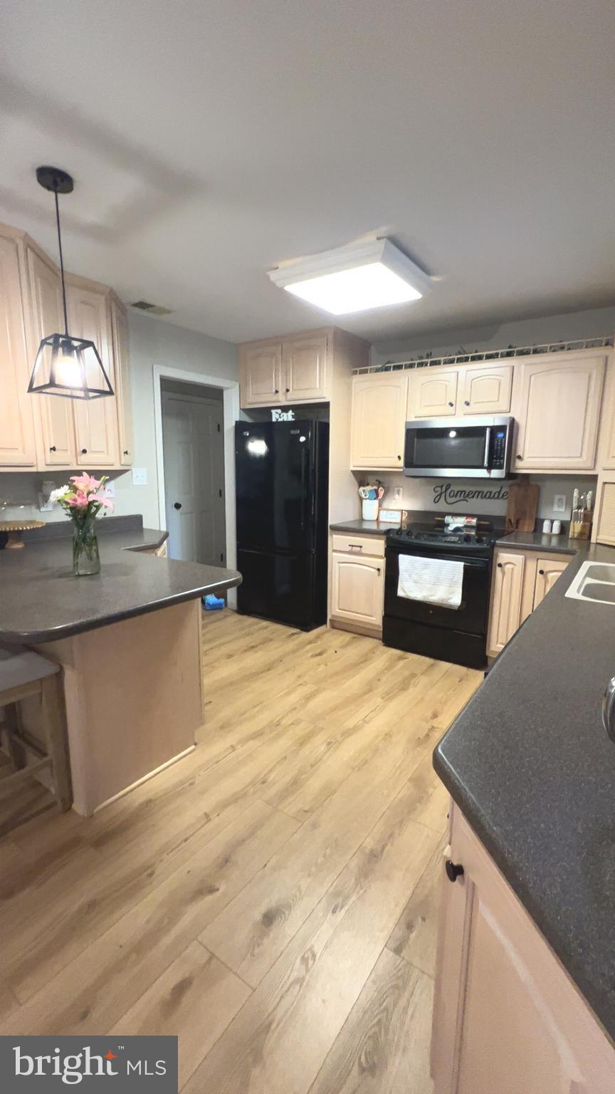 BLUE MOUNTAIN ESTATE - Residential