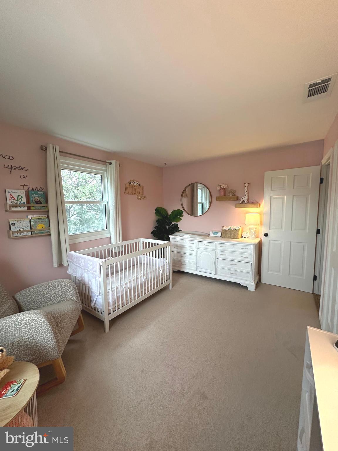 BLUE MOUNTAIN ESTATE - Residential