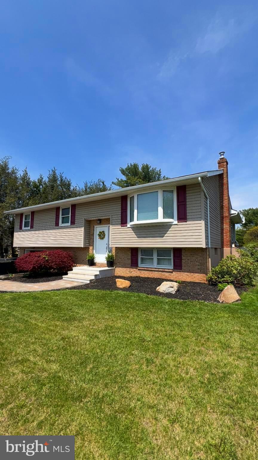 BLUE MOUNTAIN ESTATE - Residential