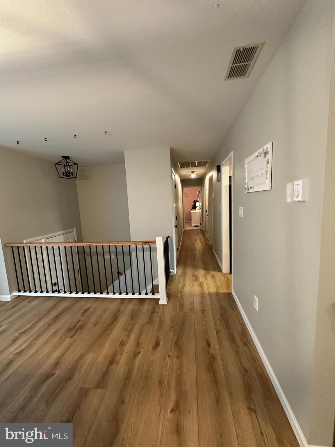 BLUE MOUNTAIN ESTATE - Residential