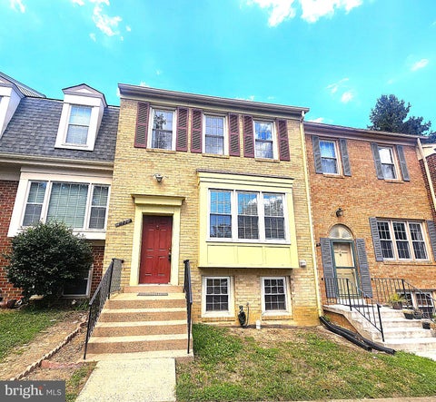 Townhouse For Rent - 4718 Gainsborough Drive<br/> FAIRFAX, VA 22032