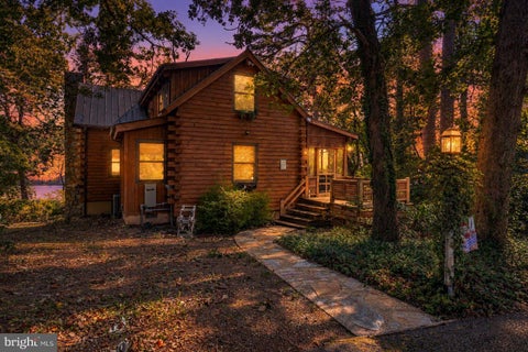 Homes For Sale - 97 Overlook Lane<br/> Northumberland County, BURGESS, VA 22432