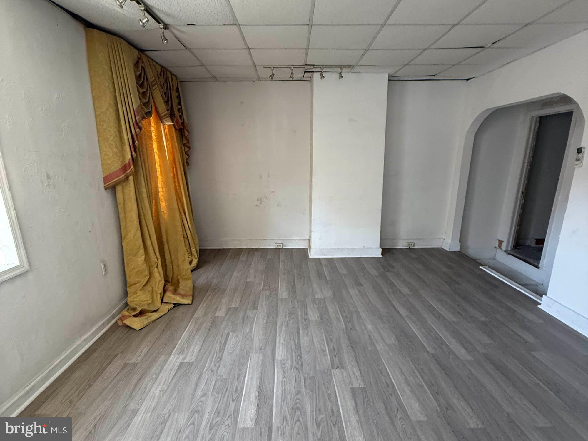 MOUNT VERNON PLACE HISTORIC DISTRICT - Commercial Sale