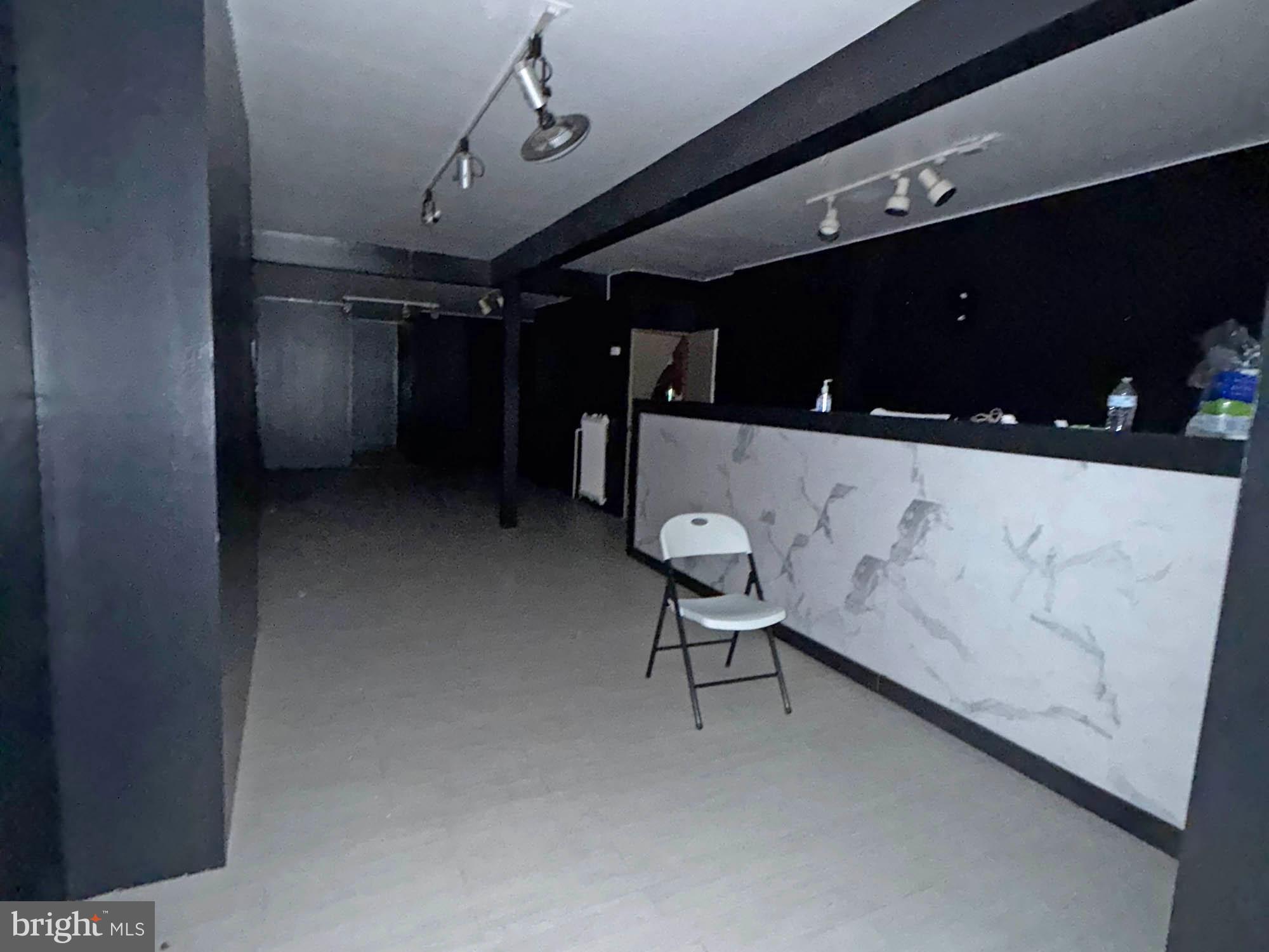 MOUNT VERNON PLACE HISTORIC DISTRICT - Commercial Sale