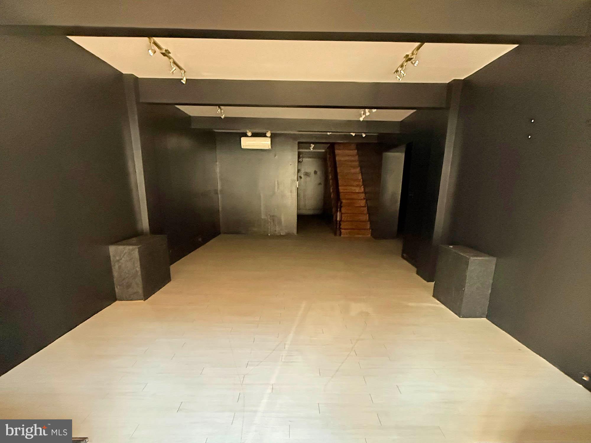 MOUNT VERNON PLACE HISTORIC DISTRICT - Commercial Sale