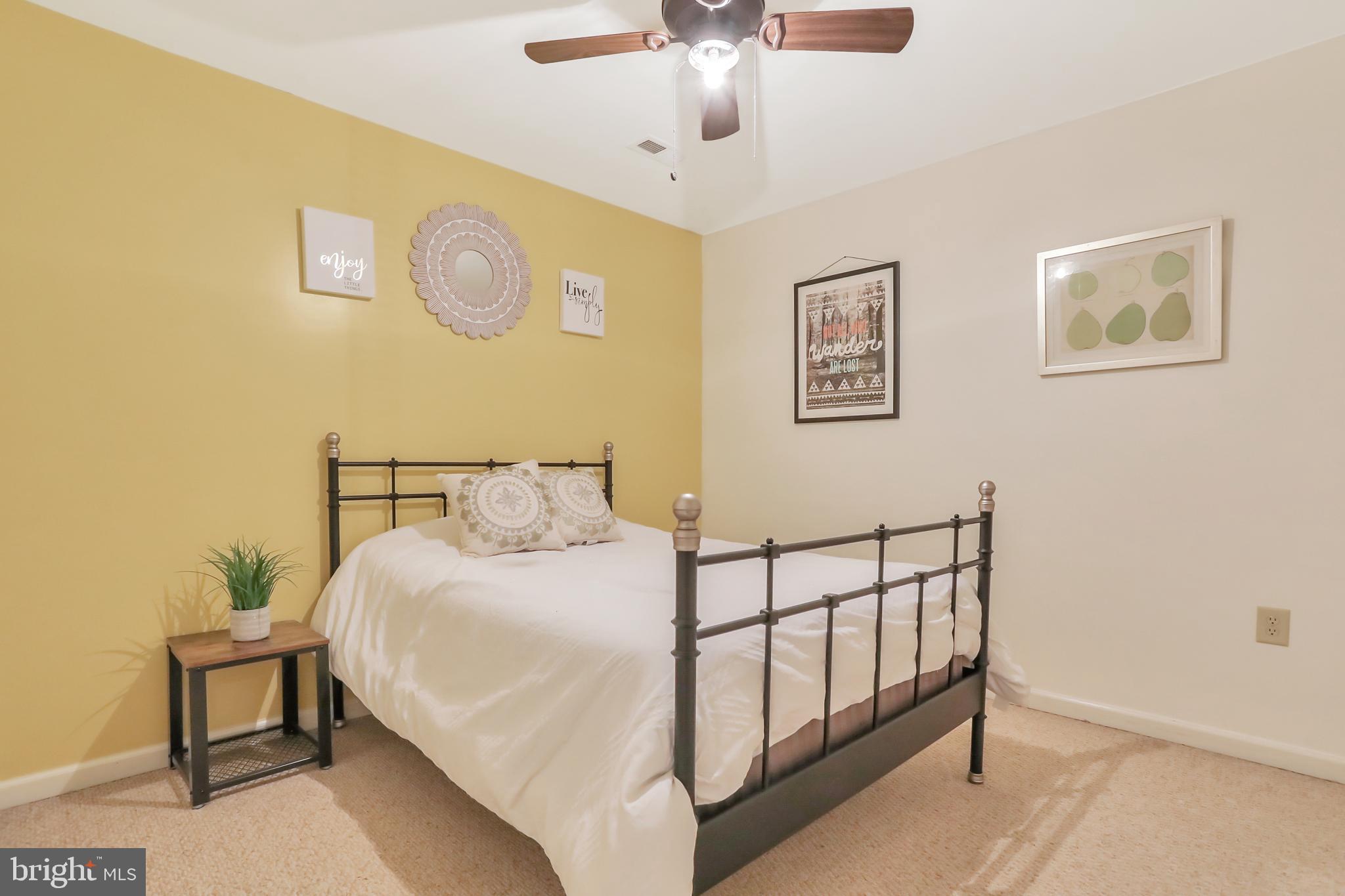 LOCUST HILL - Residential