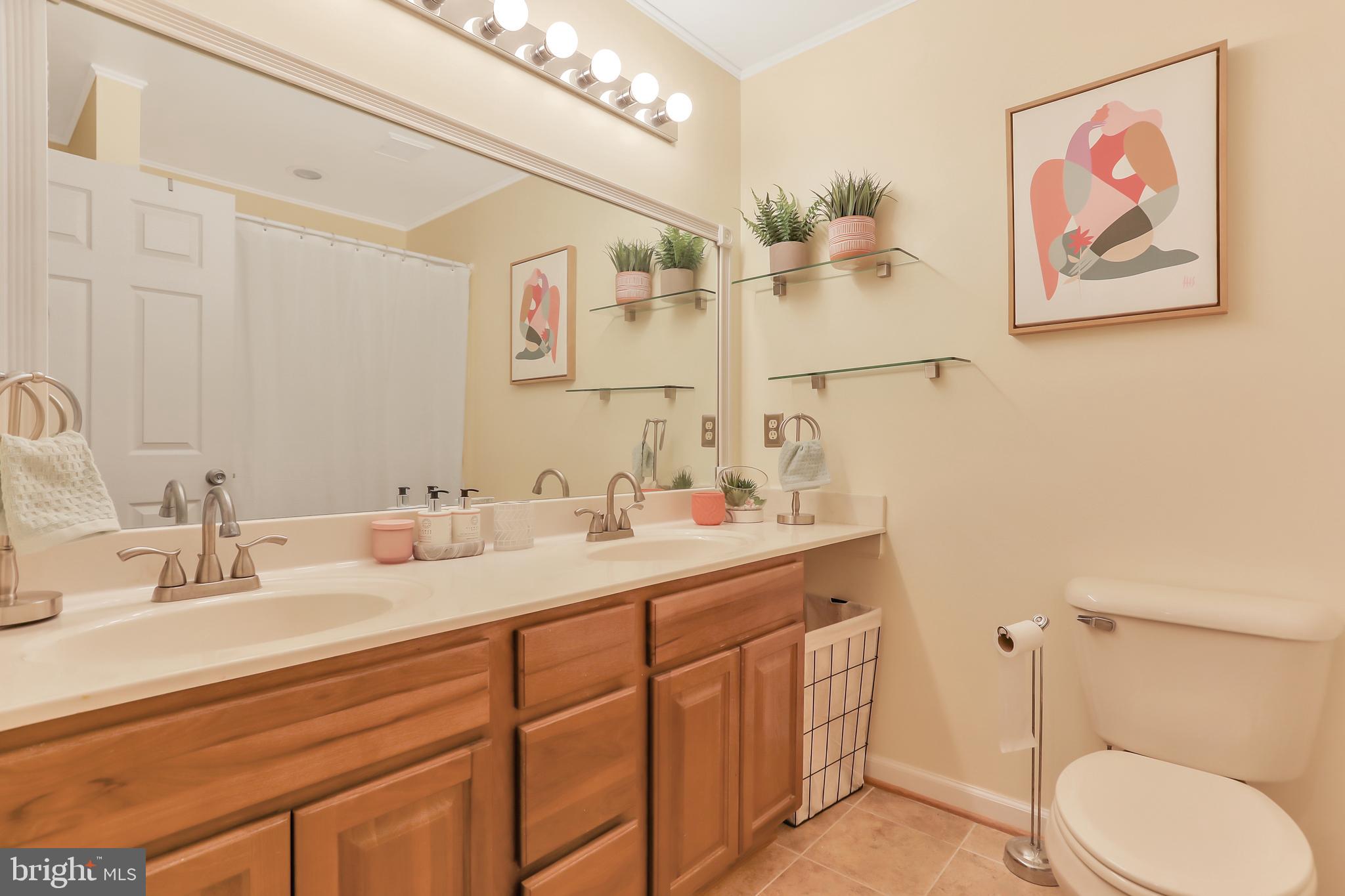 LOCUST HILL - Residential