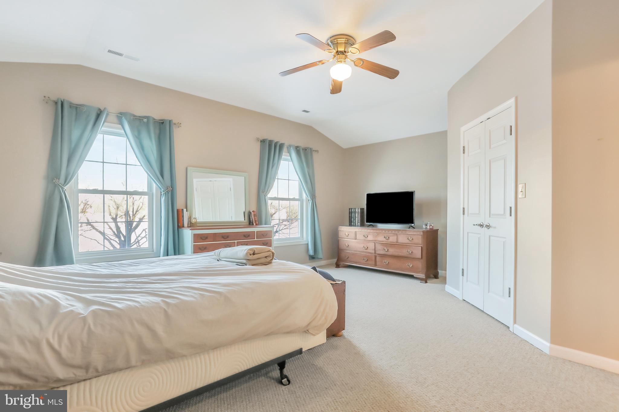 LOCUST HILL - Residential