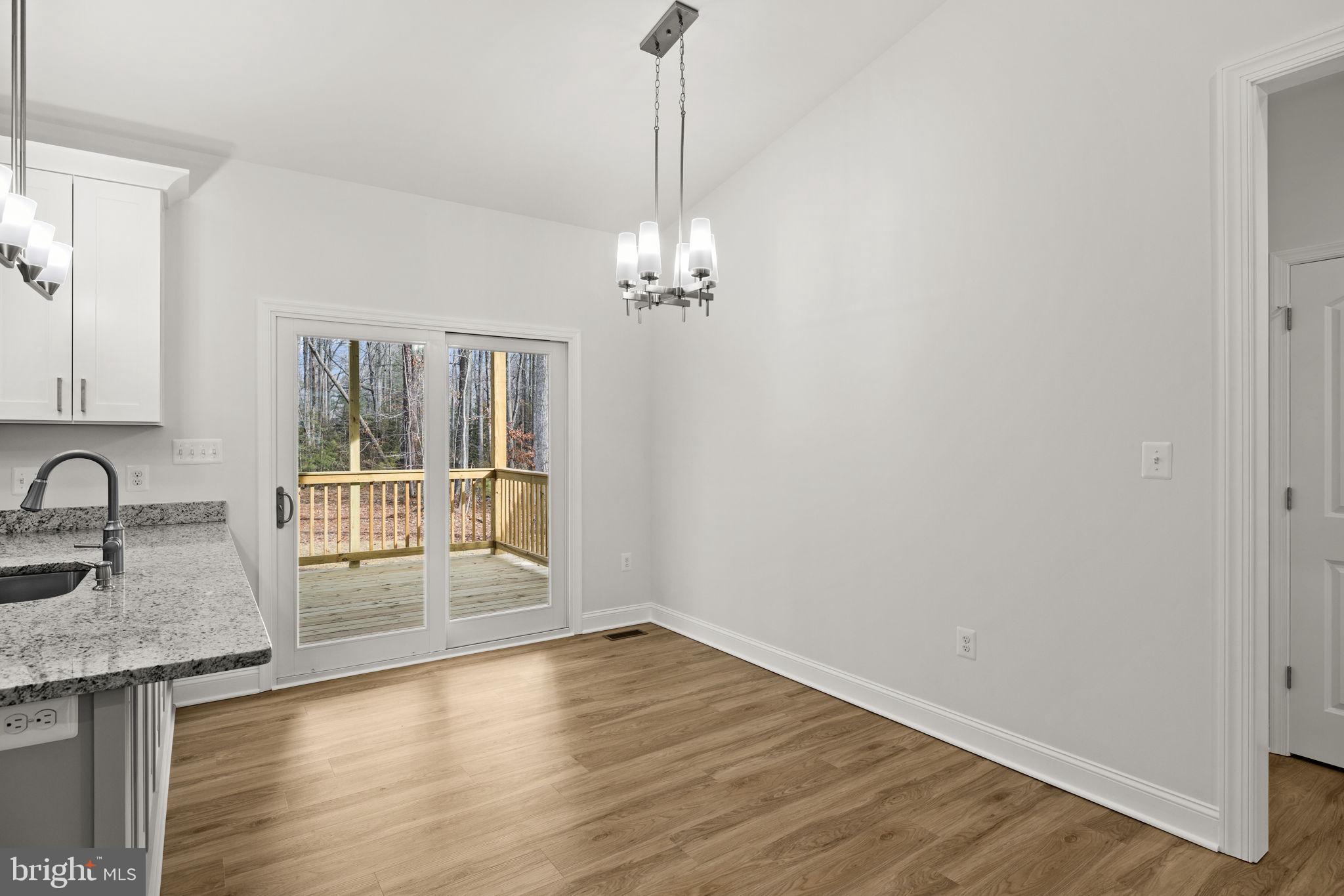 CABIN POINT / GLEBE HARBOR - Residential