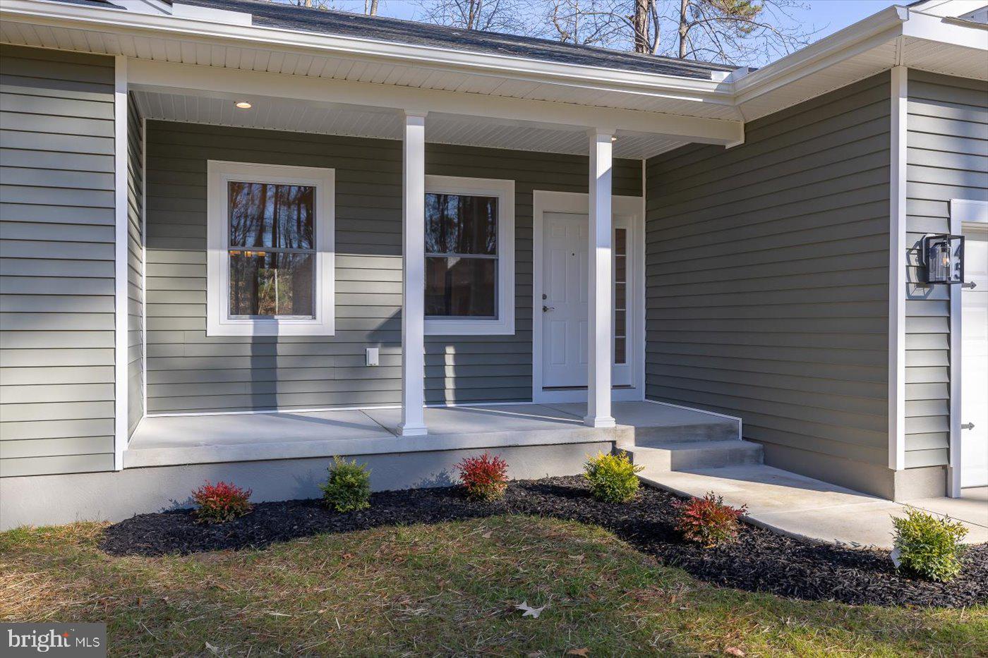 CABIN POINT / GLEBE HARBOR - Residential