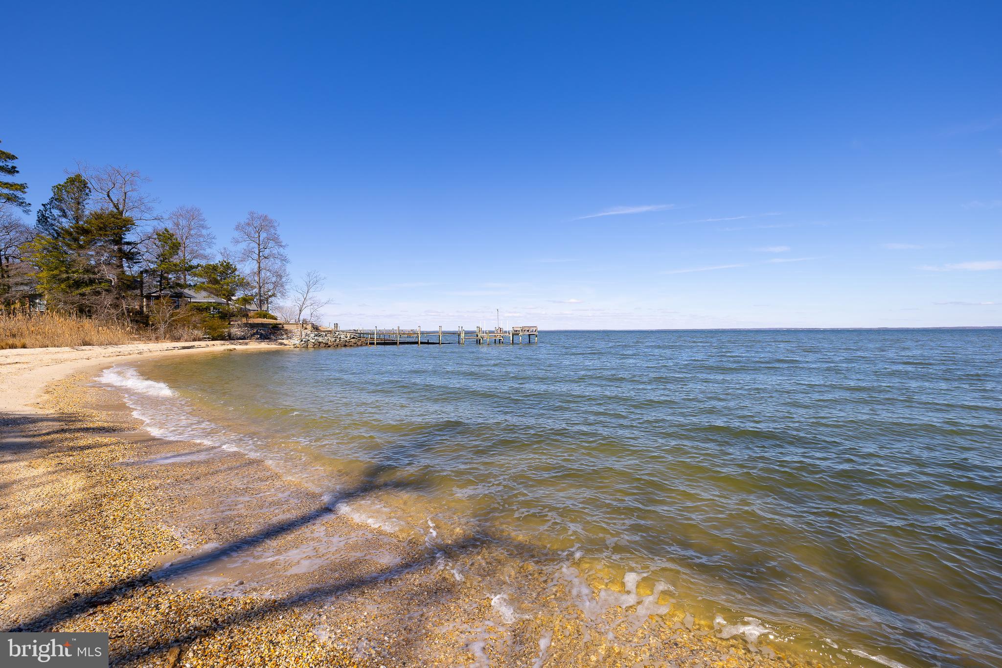 CABIN POINT / GLEBE HARBOR - Residential