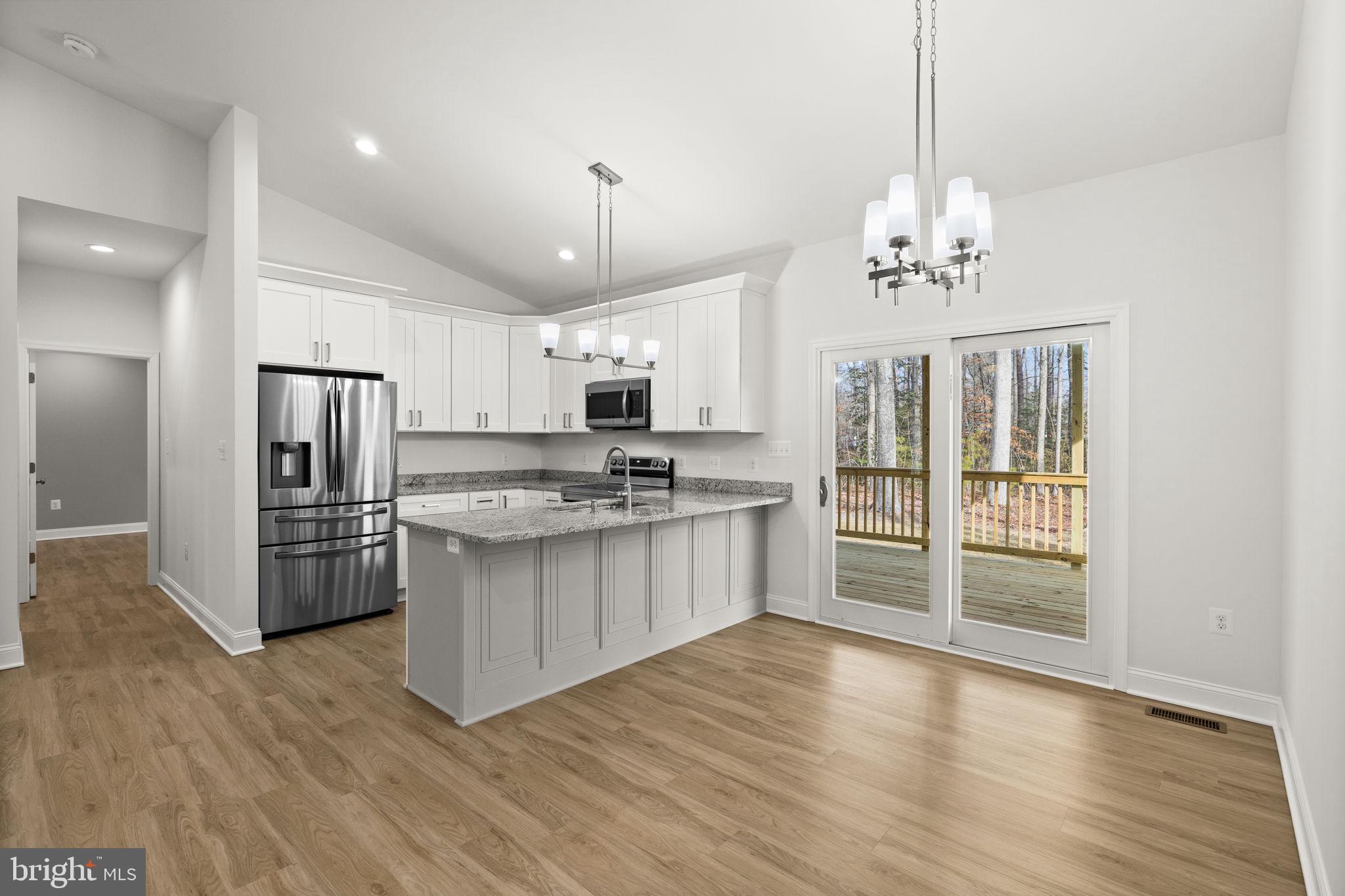 CABIN POINT / GLEBE HARBOR - Residential