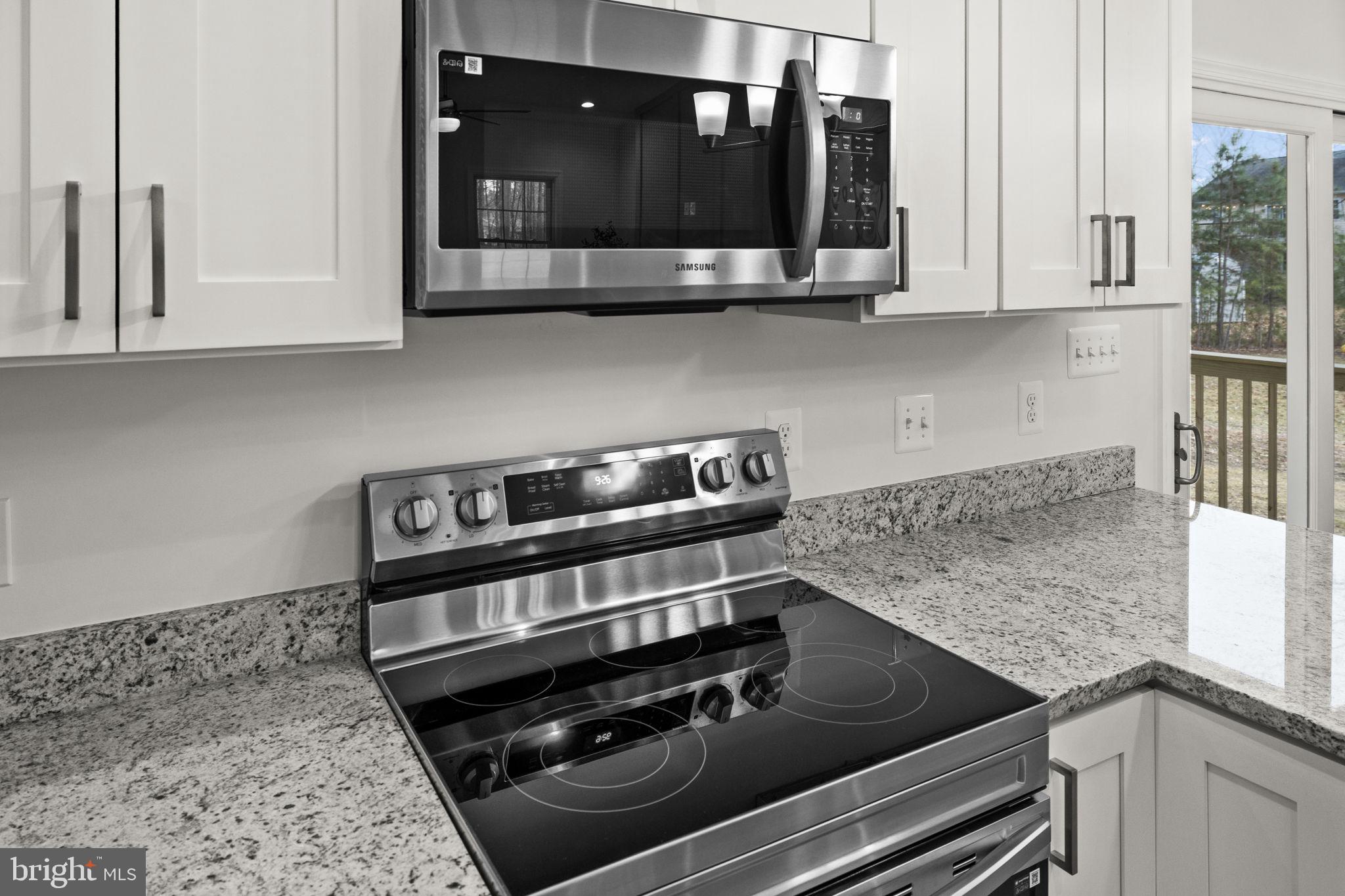 CABIN POINT / GLEBE HARBOR - Residential