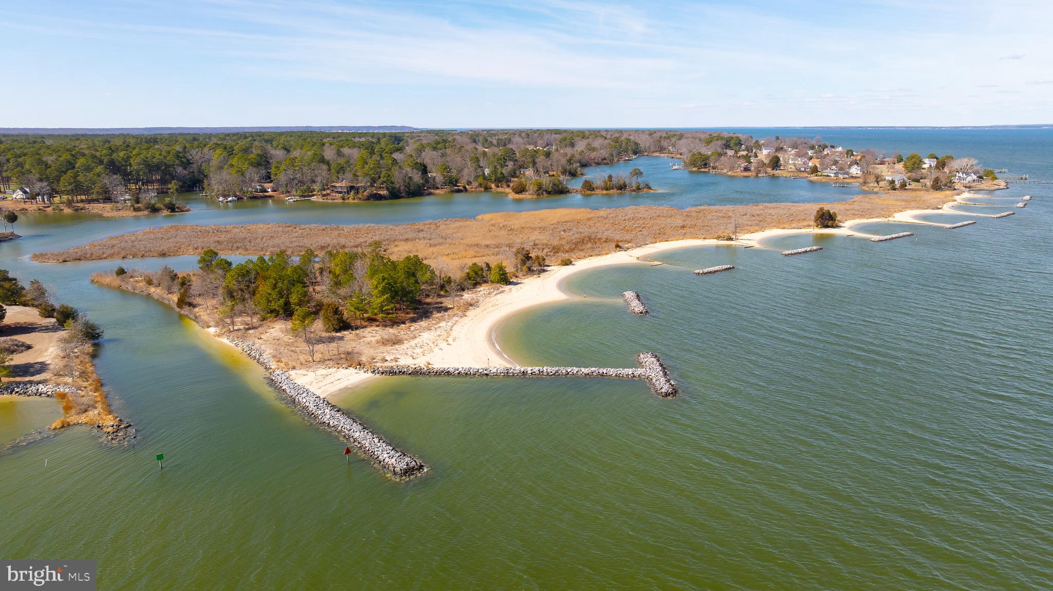 CABIN POINT / GLEBE HARBOR - Residential