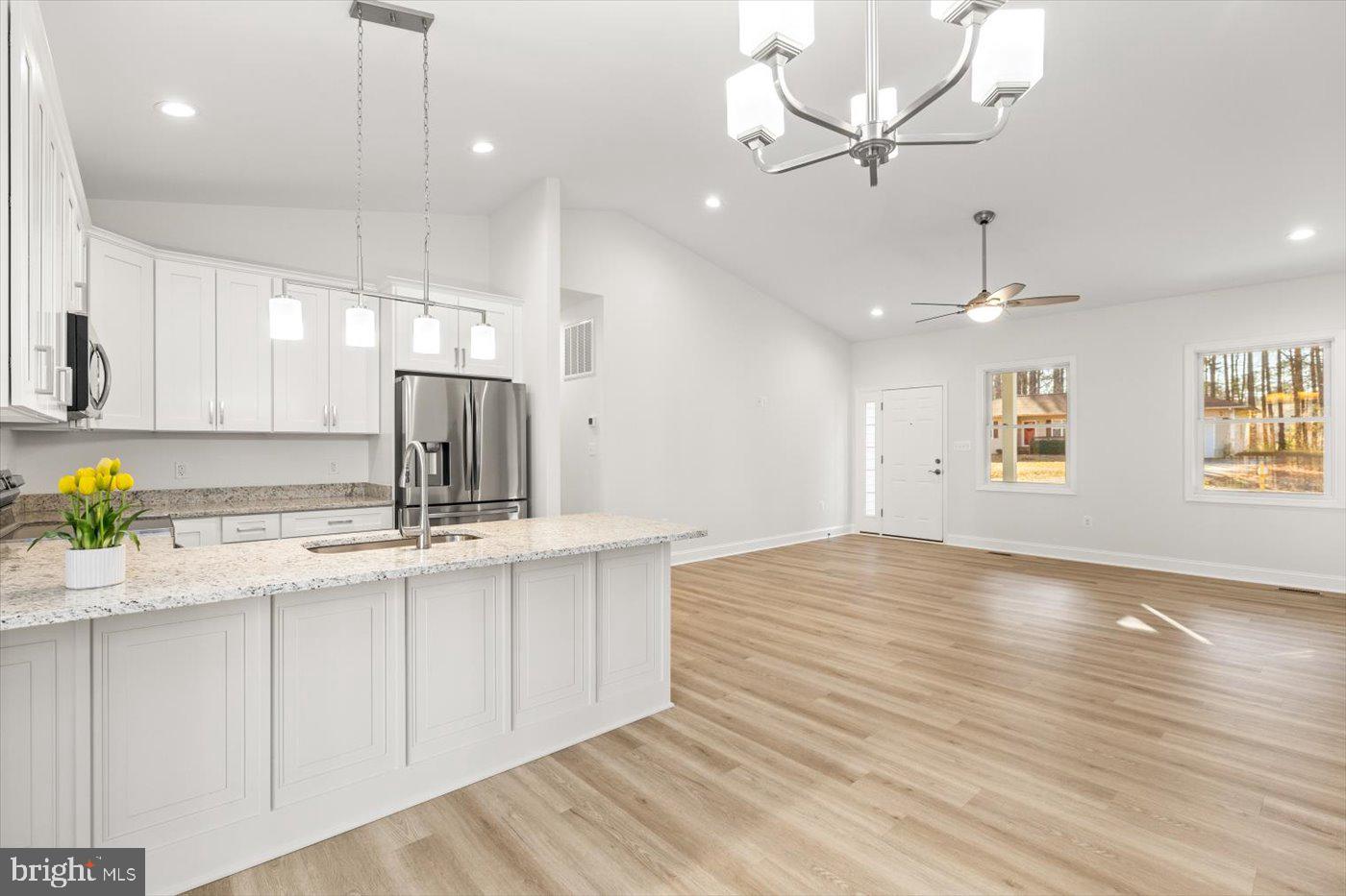 CABIN POINT / GLEBE HARBOR - Residential