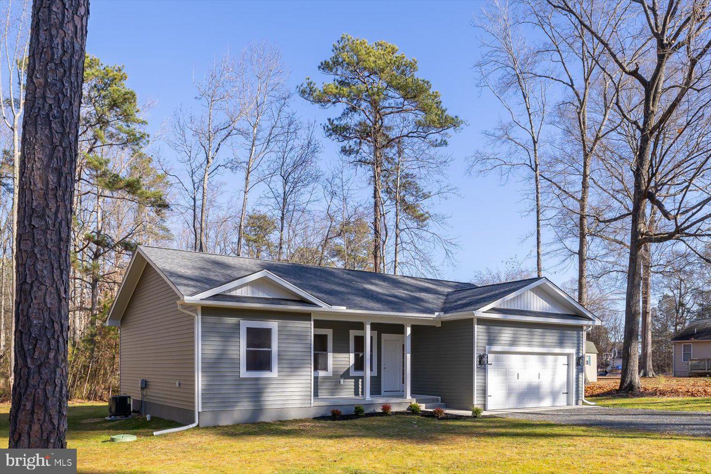 CABIN POINT / GLEBE HARBOR - Residential