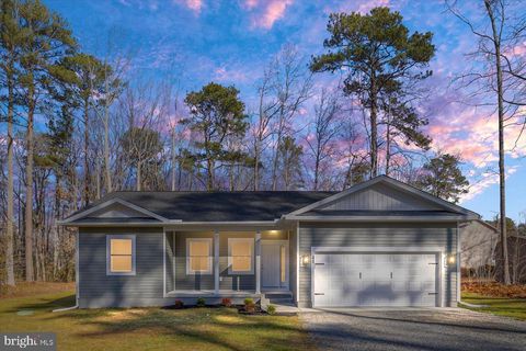 27 COLONY WAY MONTROSS VA 22520