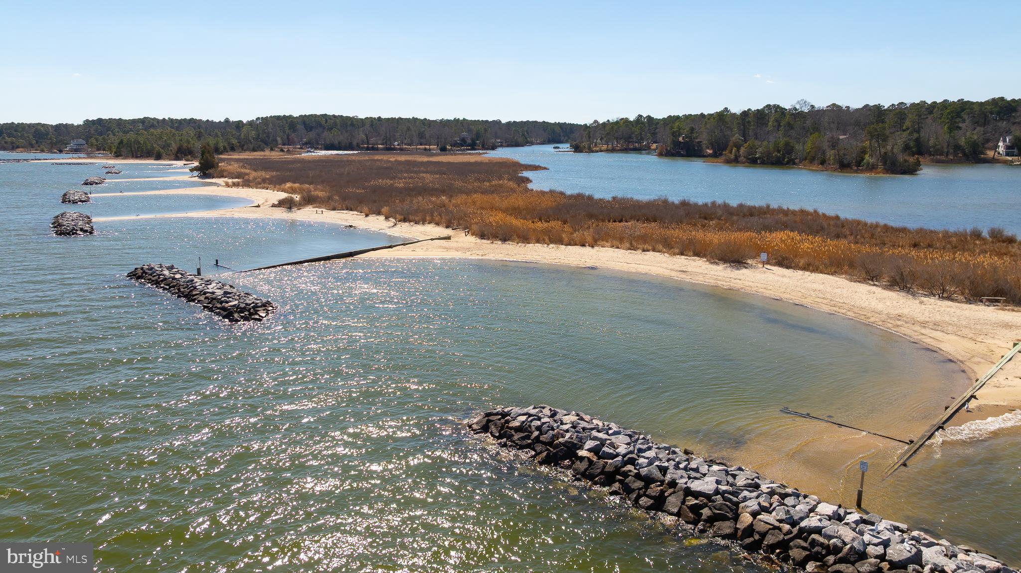 CABIN POINT / GLEBE HARBOR - Residential