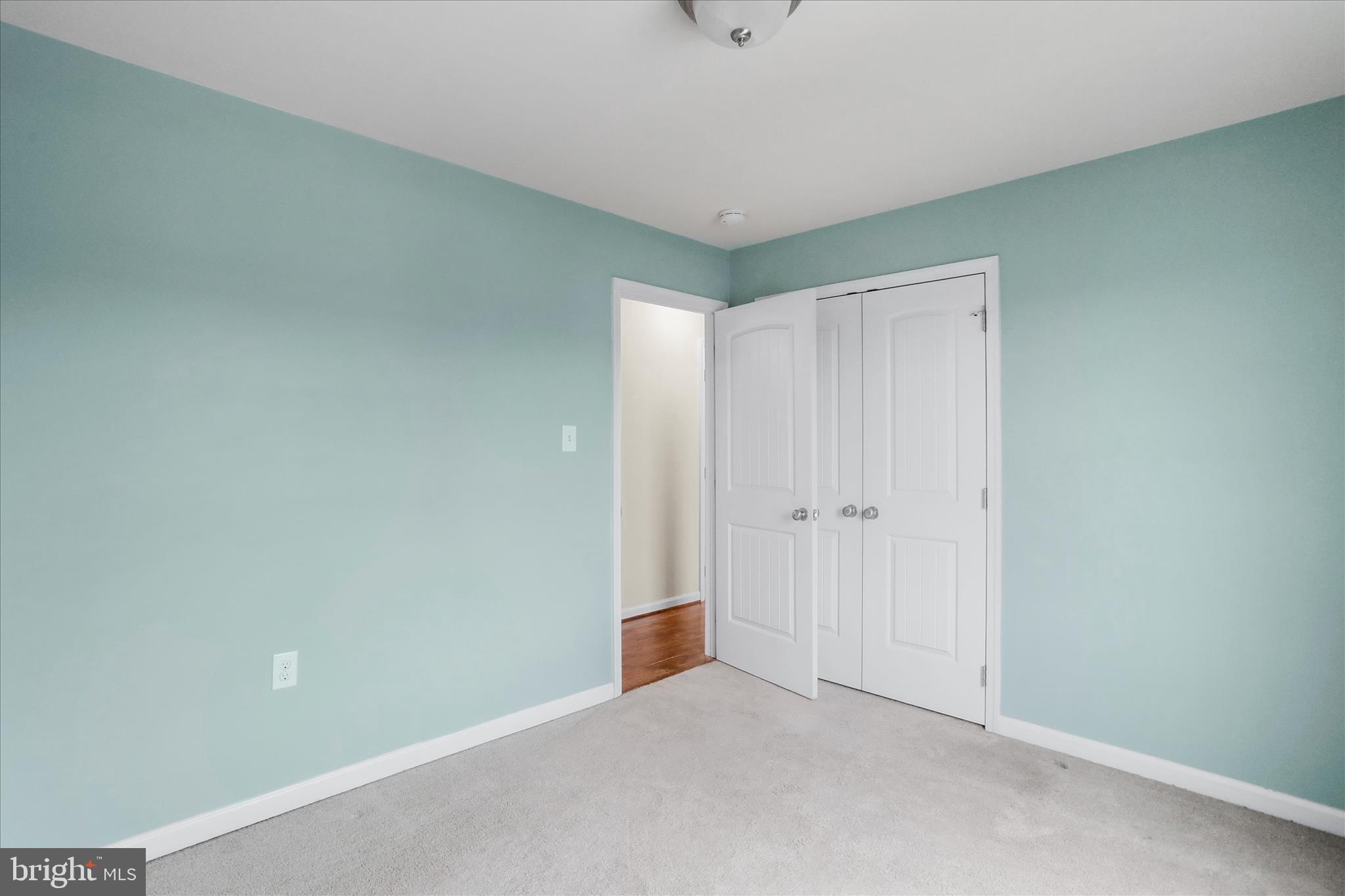 RED HILL - Residential