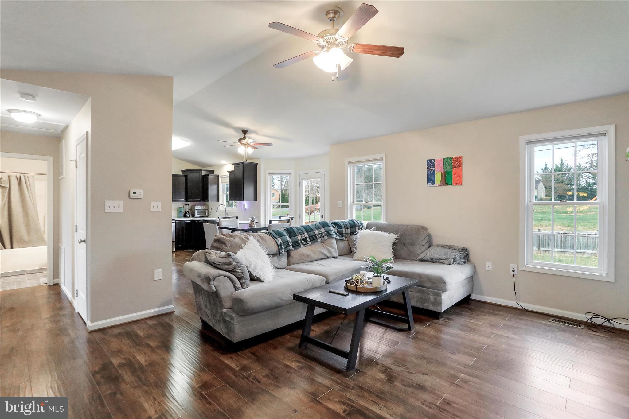 RED HILL - Residential