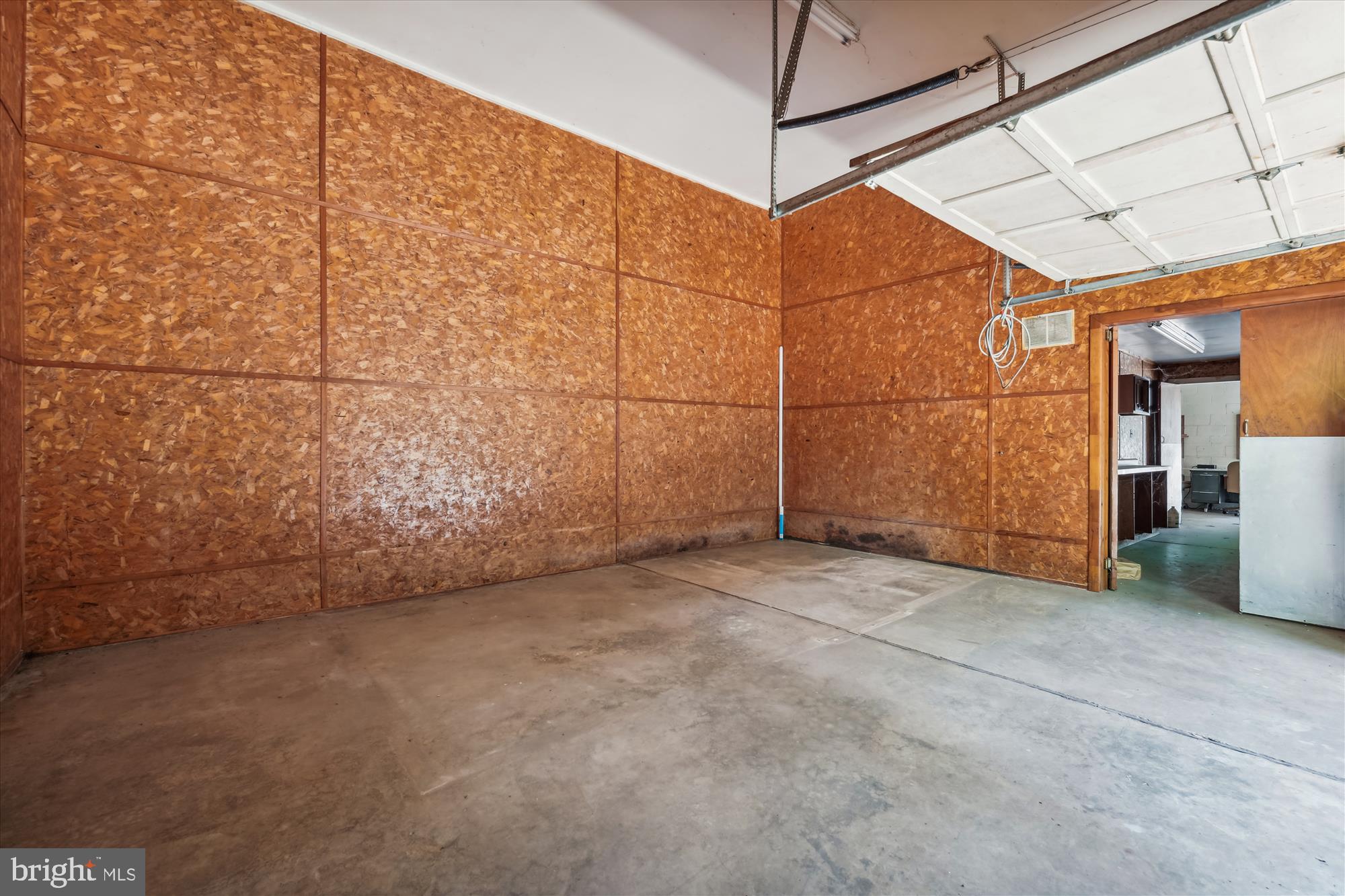 NONE AVAILABLE - Land