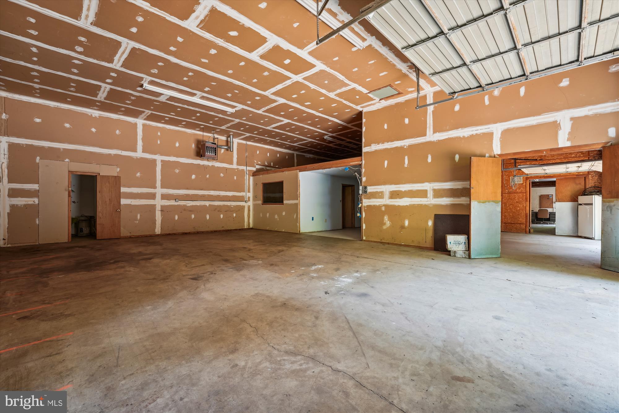 NONE AVAILABLE - Land