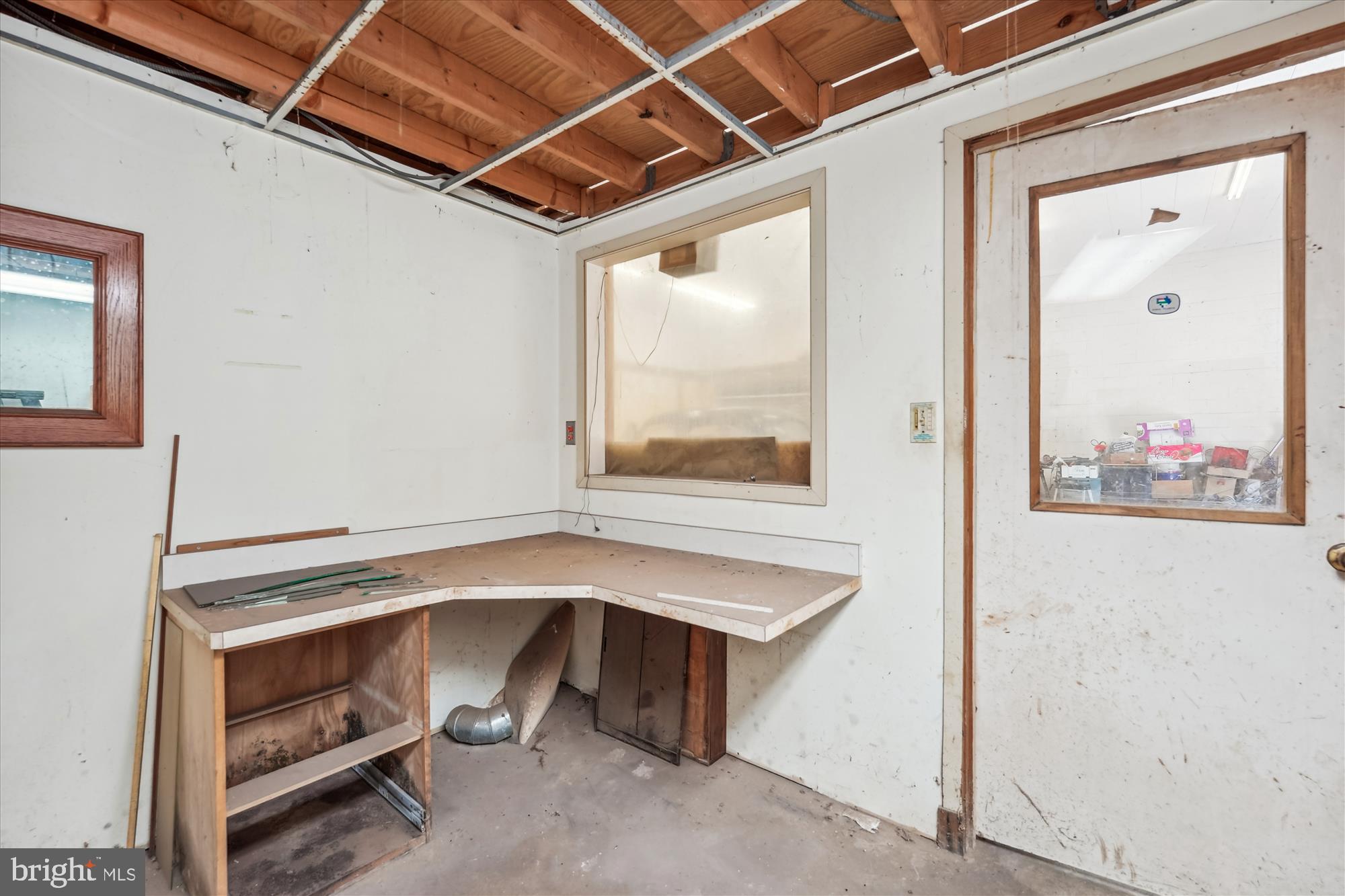 NONE AVAILABLE - Land