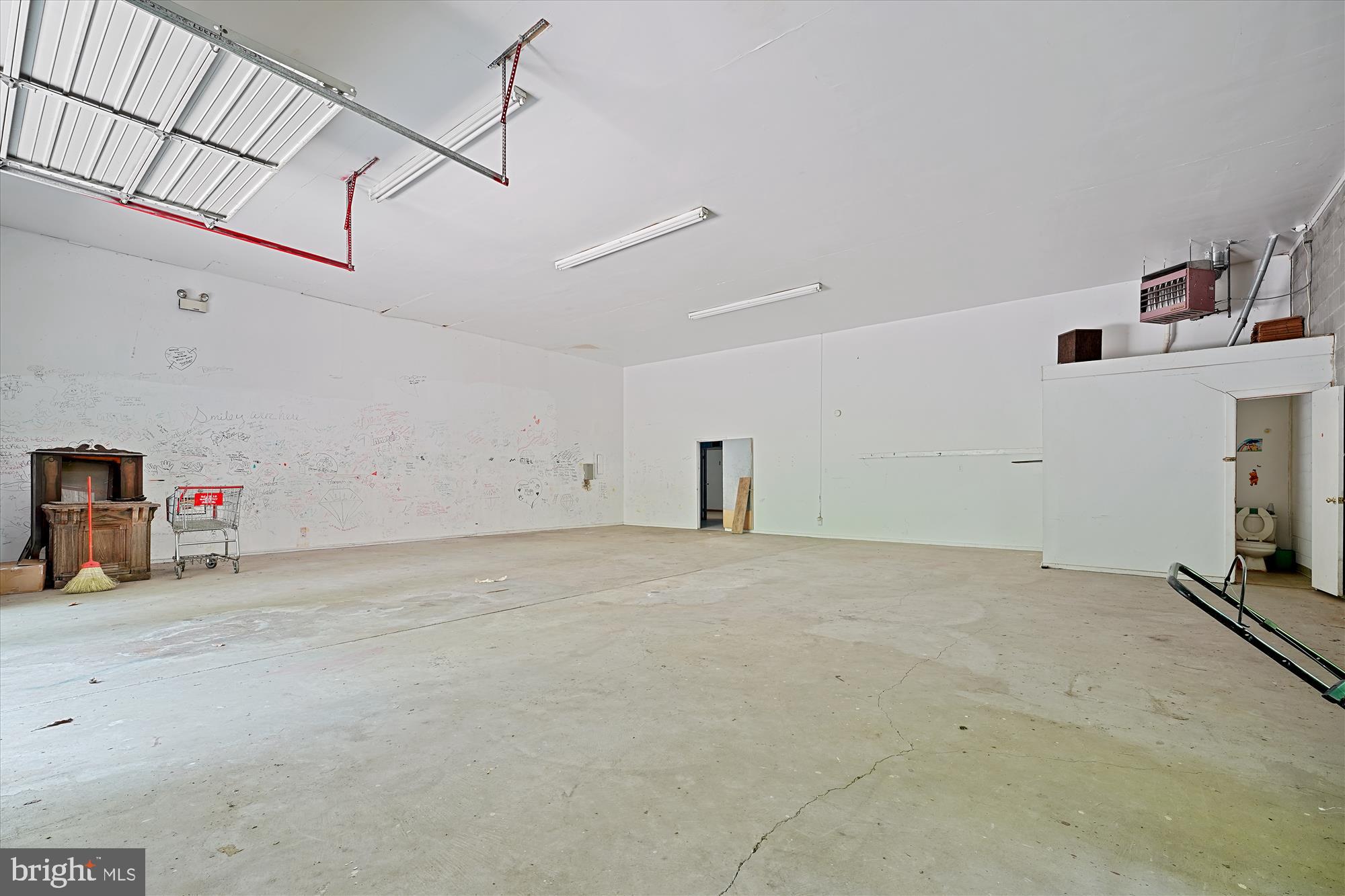 NONE AVAILABLE - Land