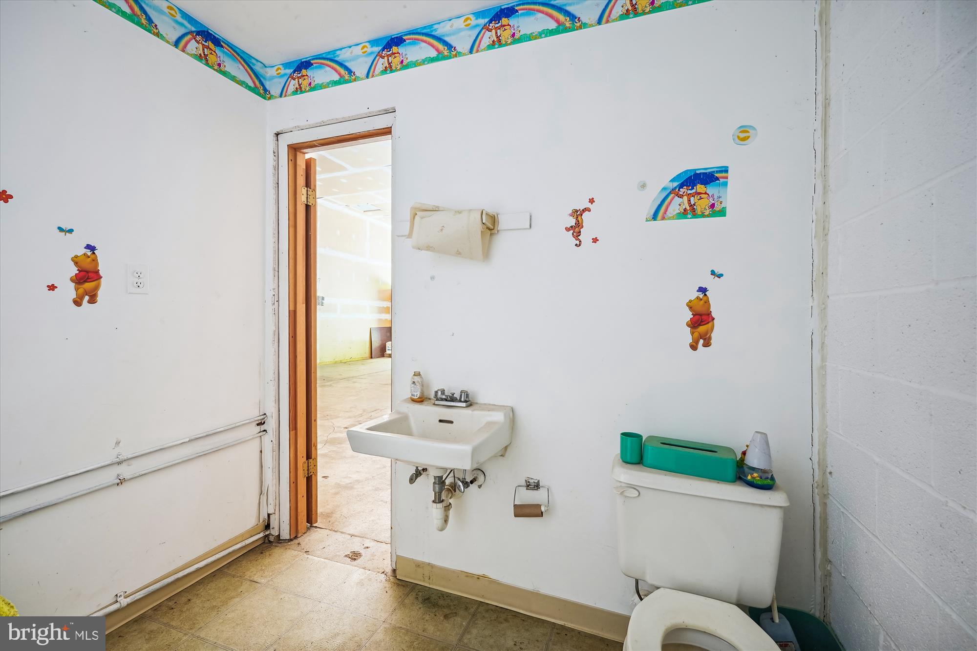 NONE AVAILABLE - Land