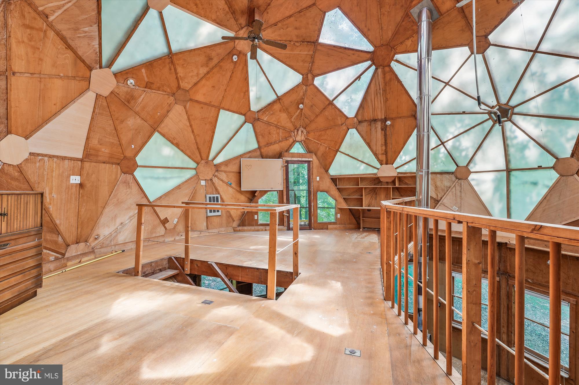 NONE AVAILABLE - Land