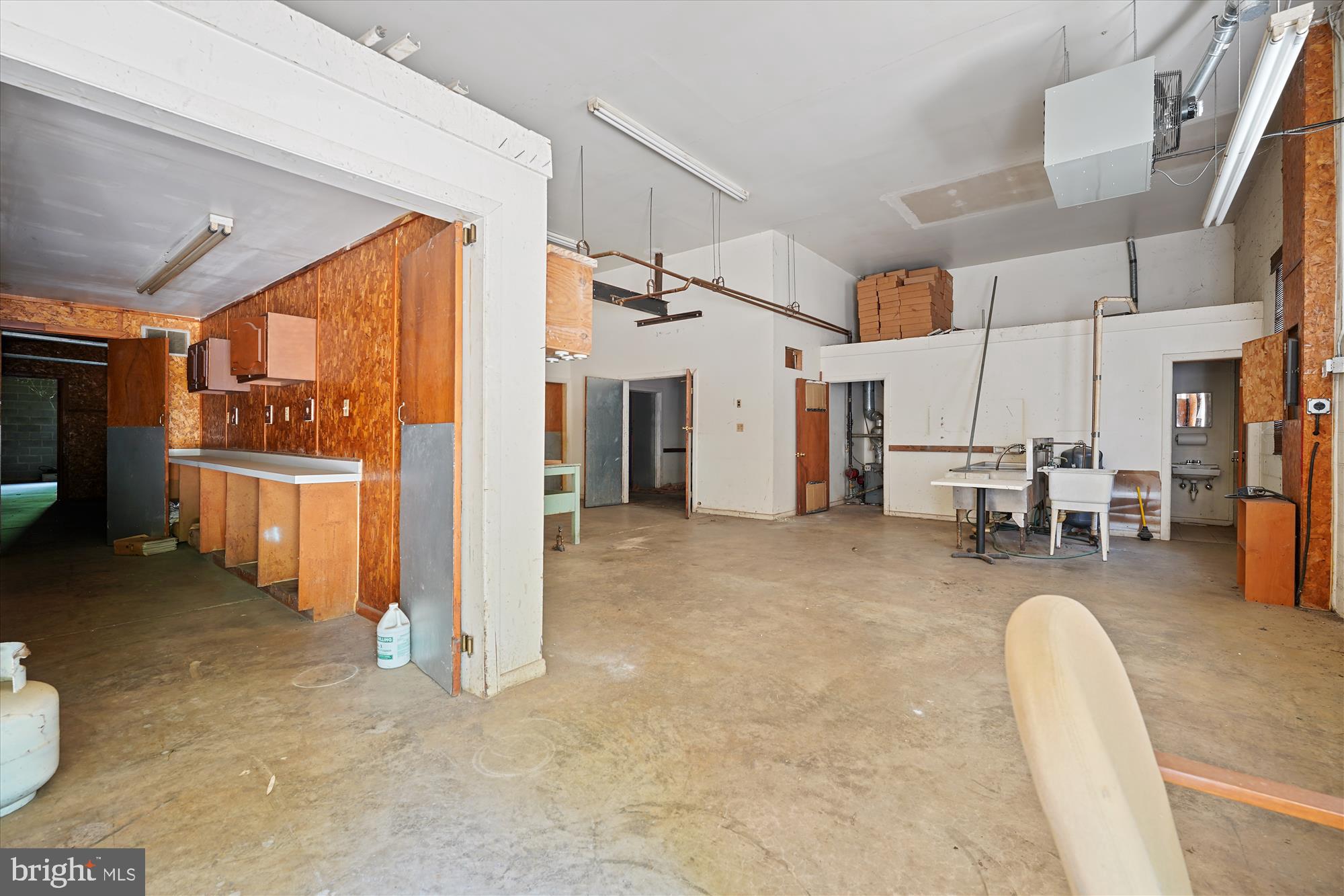 NONE AVAILABLE - Land