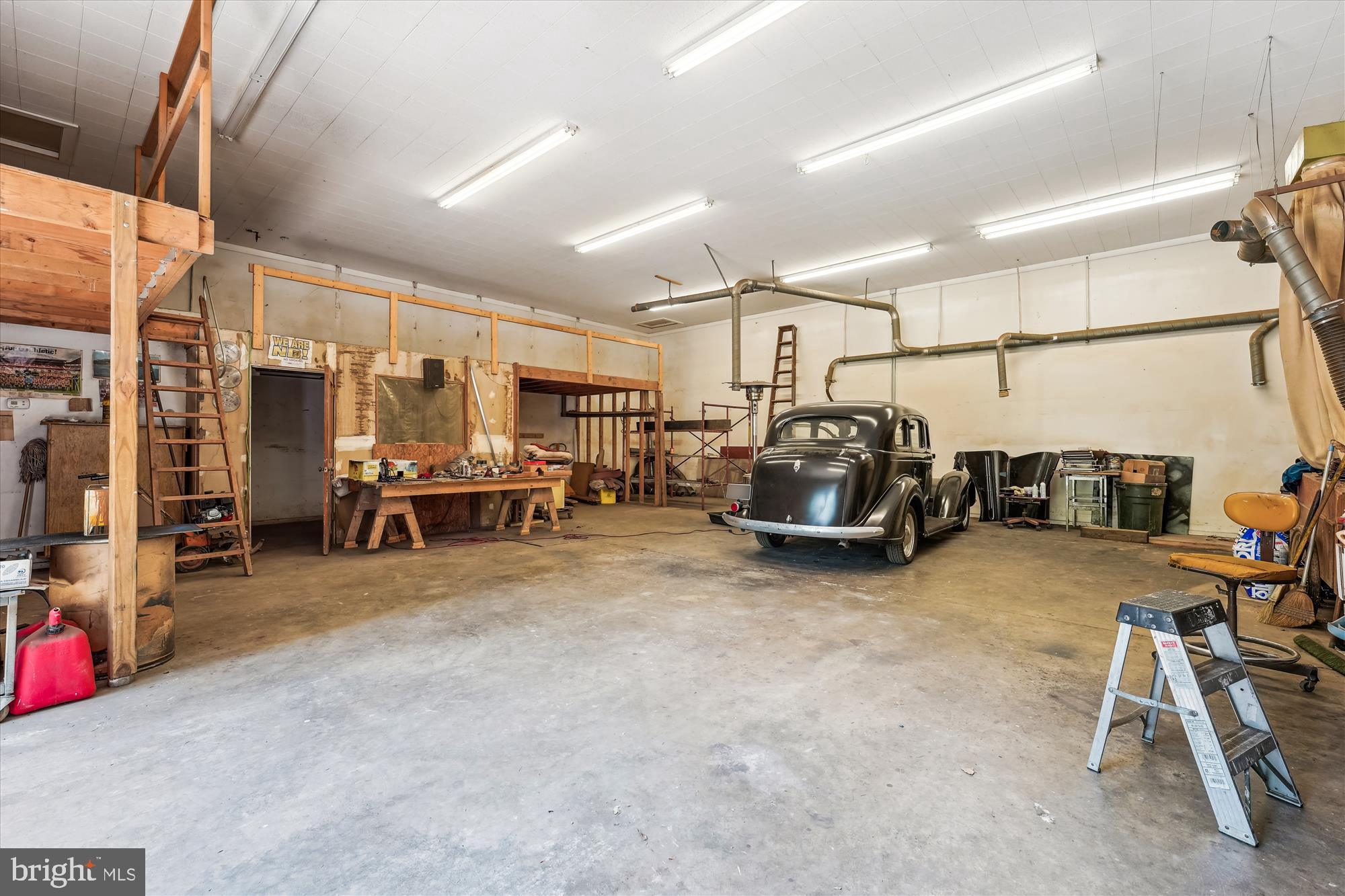 NONE AVAILABLE - Land