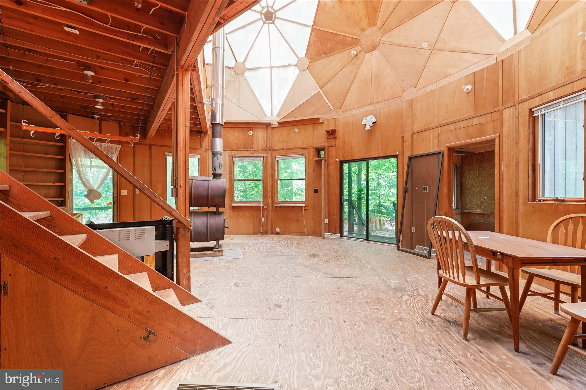 NONE AVAILABLE - Land