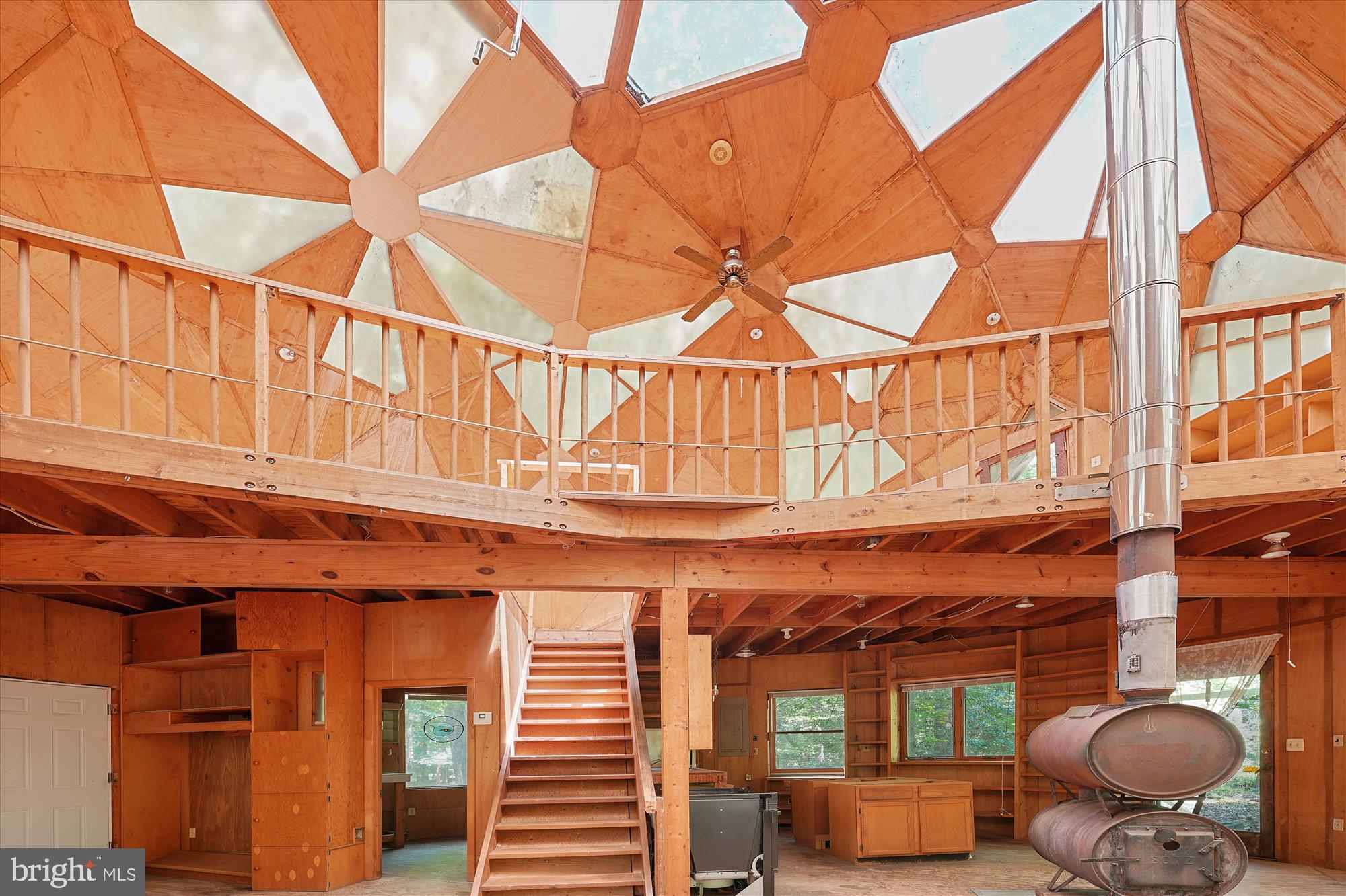 NONE AVAILABLE - Land