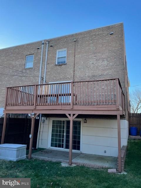 WALNUT HILL - Residential Lease