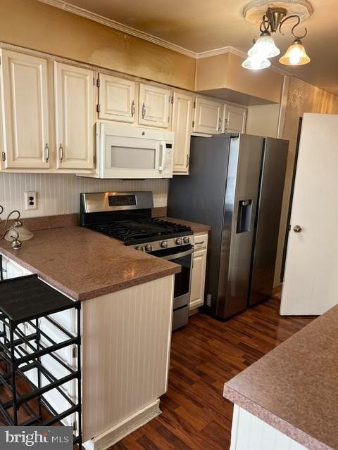 WALNUT HILL - Residential Lease