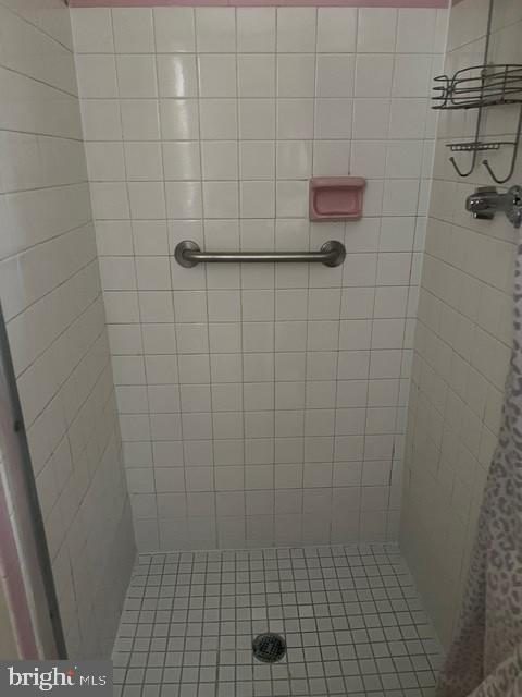 WALNUT HILL - Residential Lease