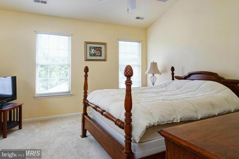 TRAILSIDE - Residential Lease