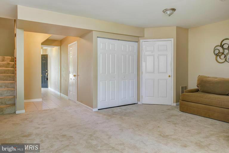 TRAILSIDE - Residential Lease