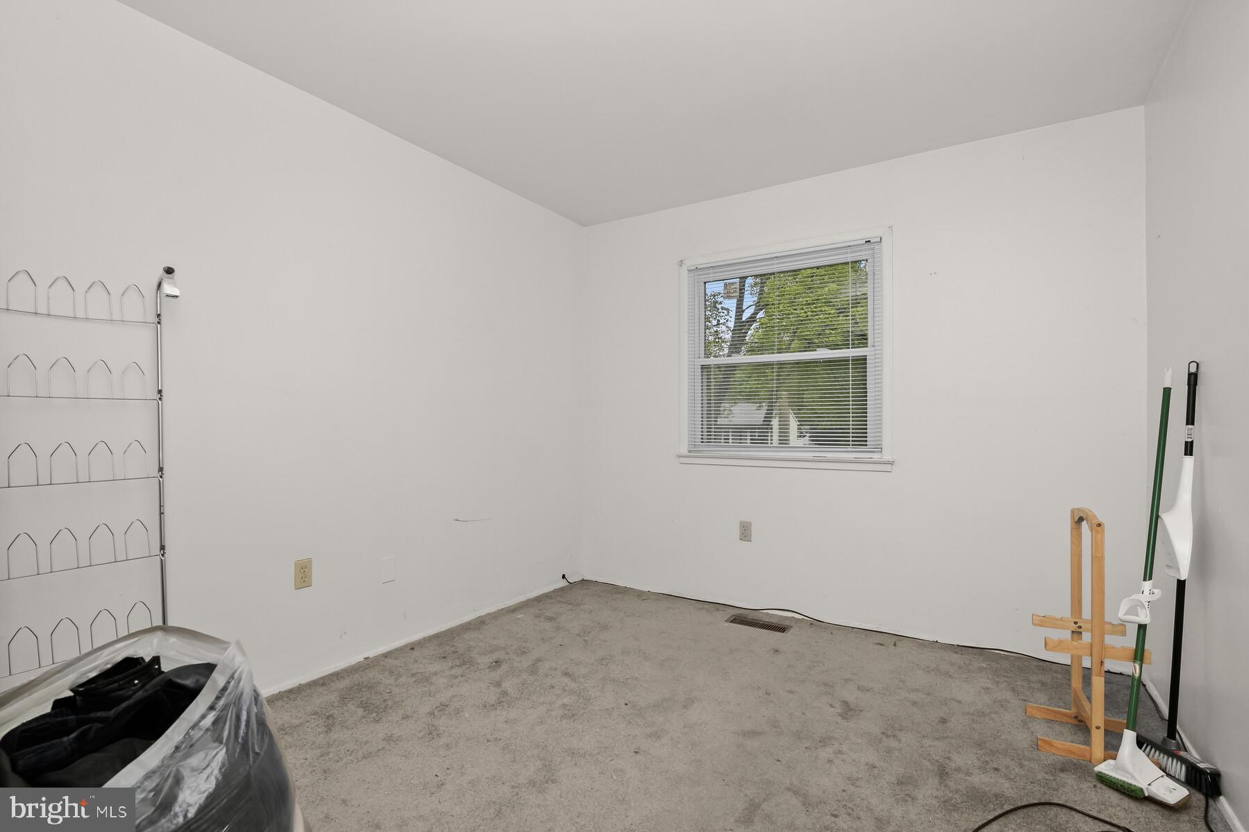 MARLBORO MEADOWS - Residential