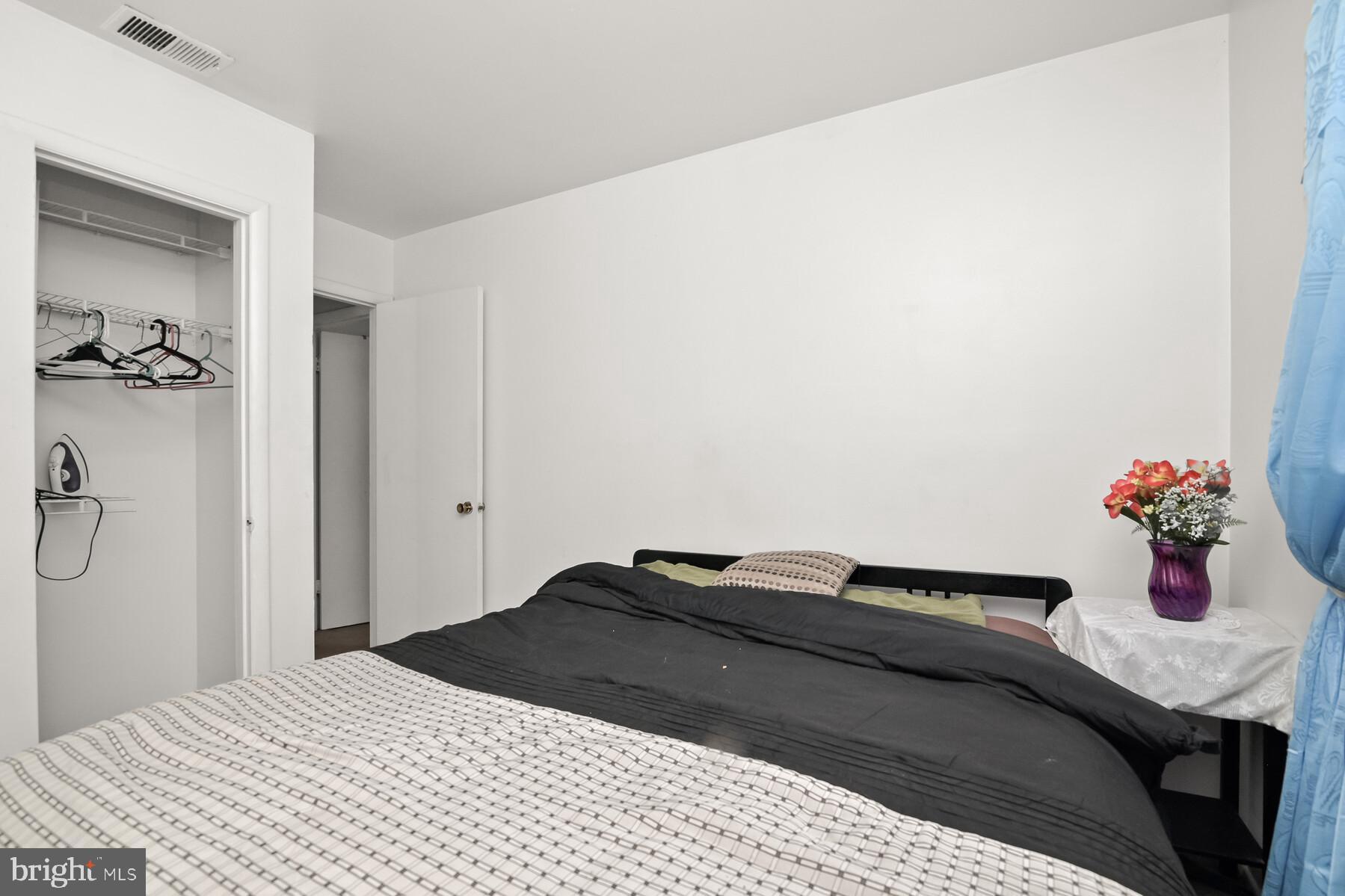 MARLBORO MEADOWS - Residential