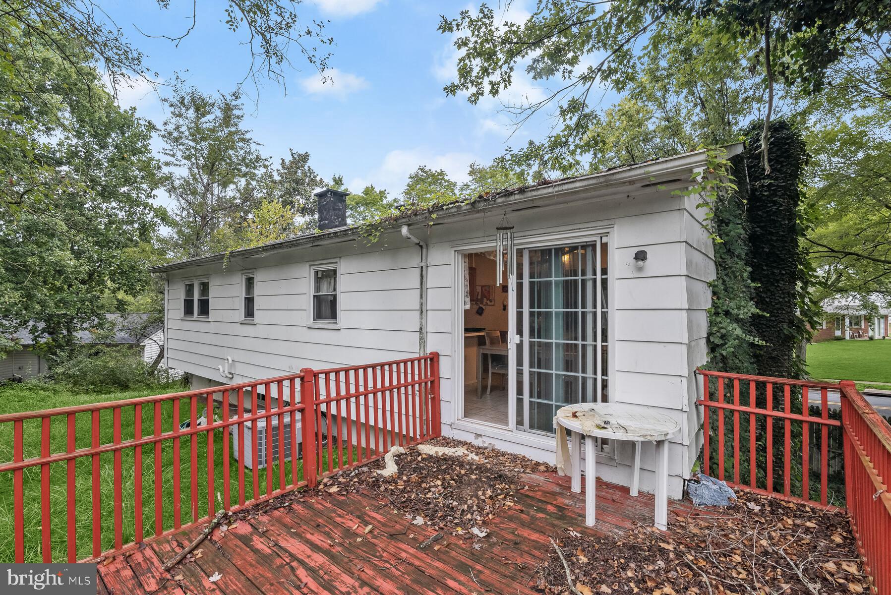 MARLBORO MEADOWS - Residential