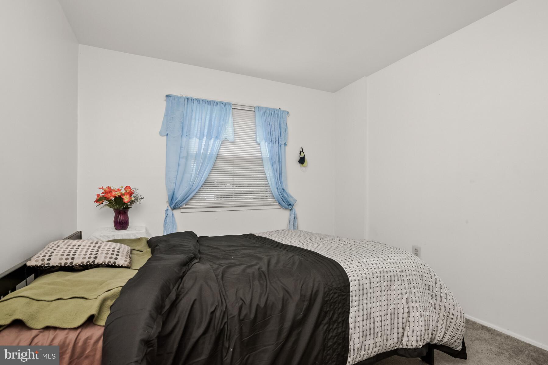 MARLBORO MEADOWS - Residential